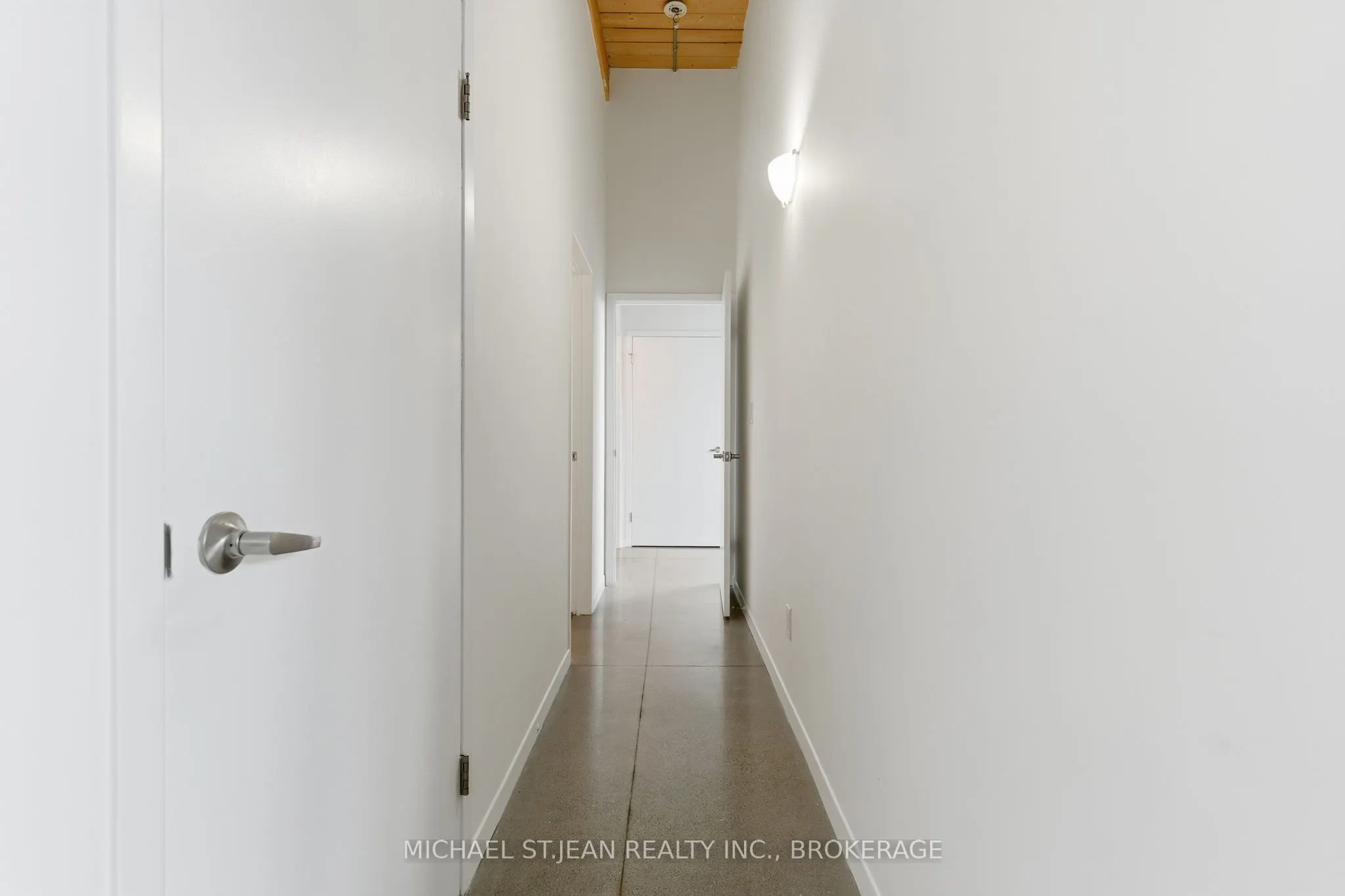 85 Spruce Street N, #203