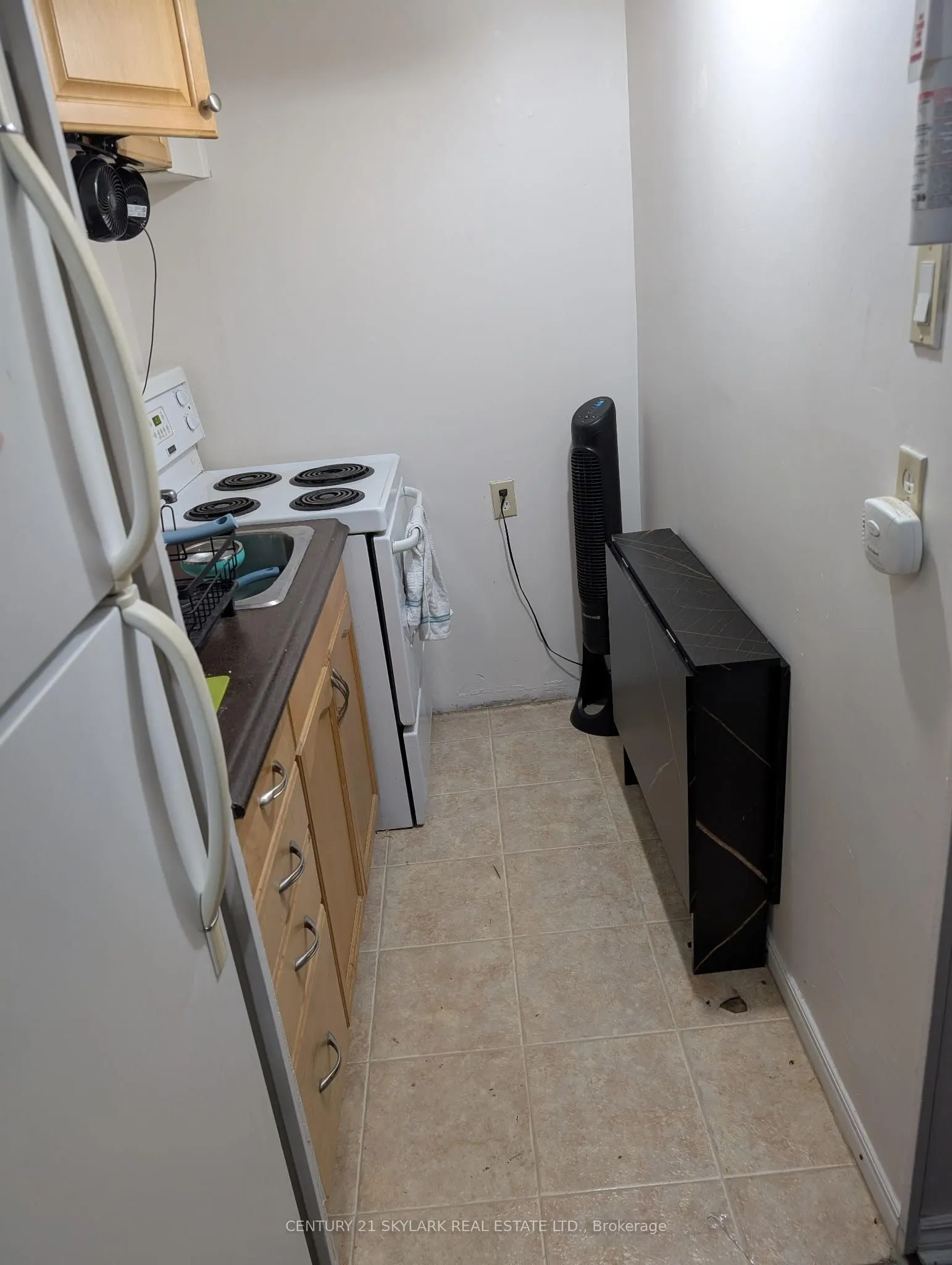 75 Highland Road, #B