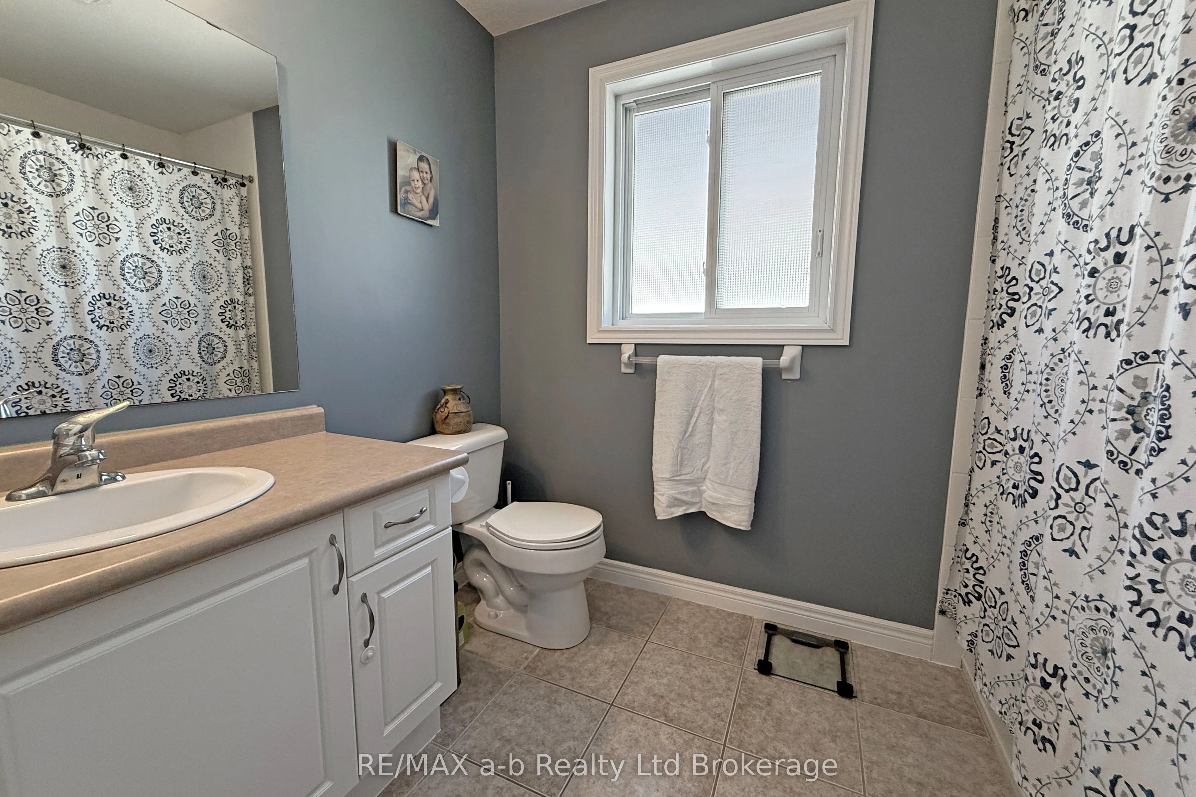 501 Tatham Boulevard