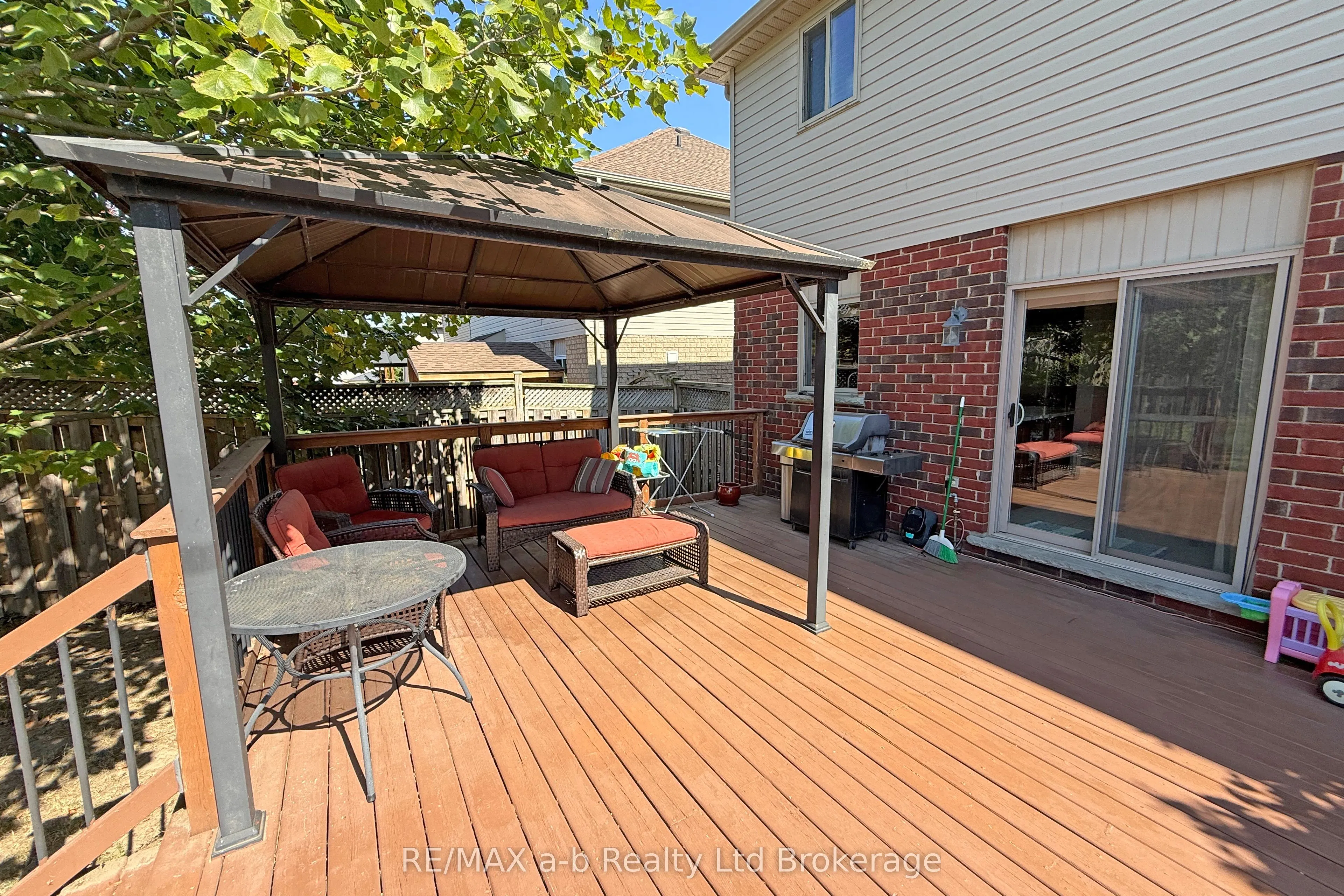 501 Tatham Boulevard