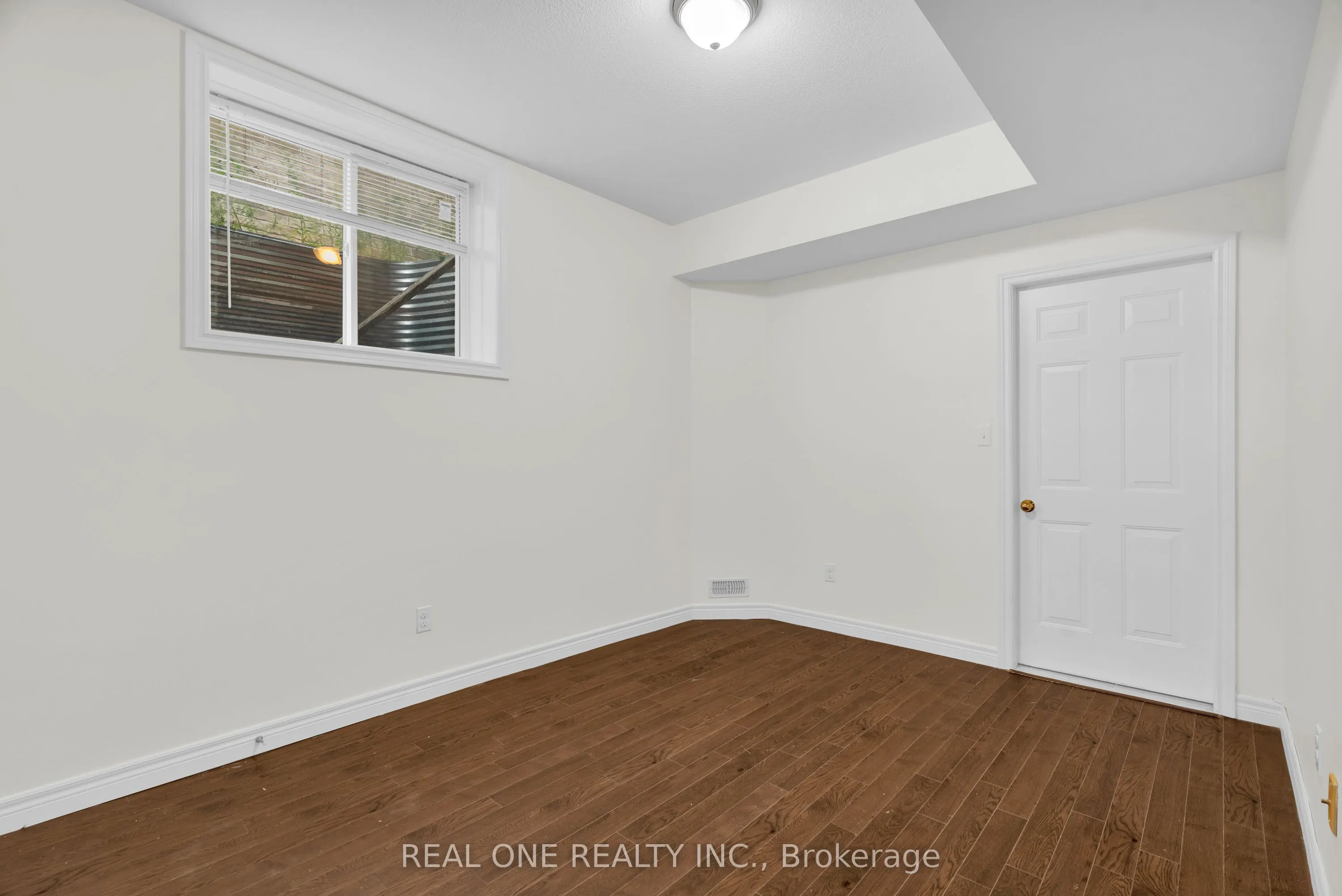 39 Deshane Street, #BSMT