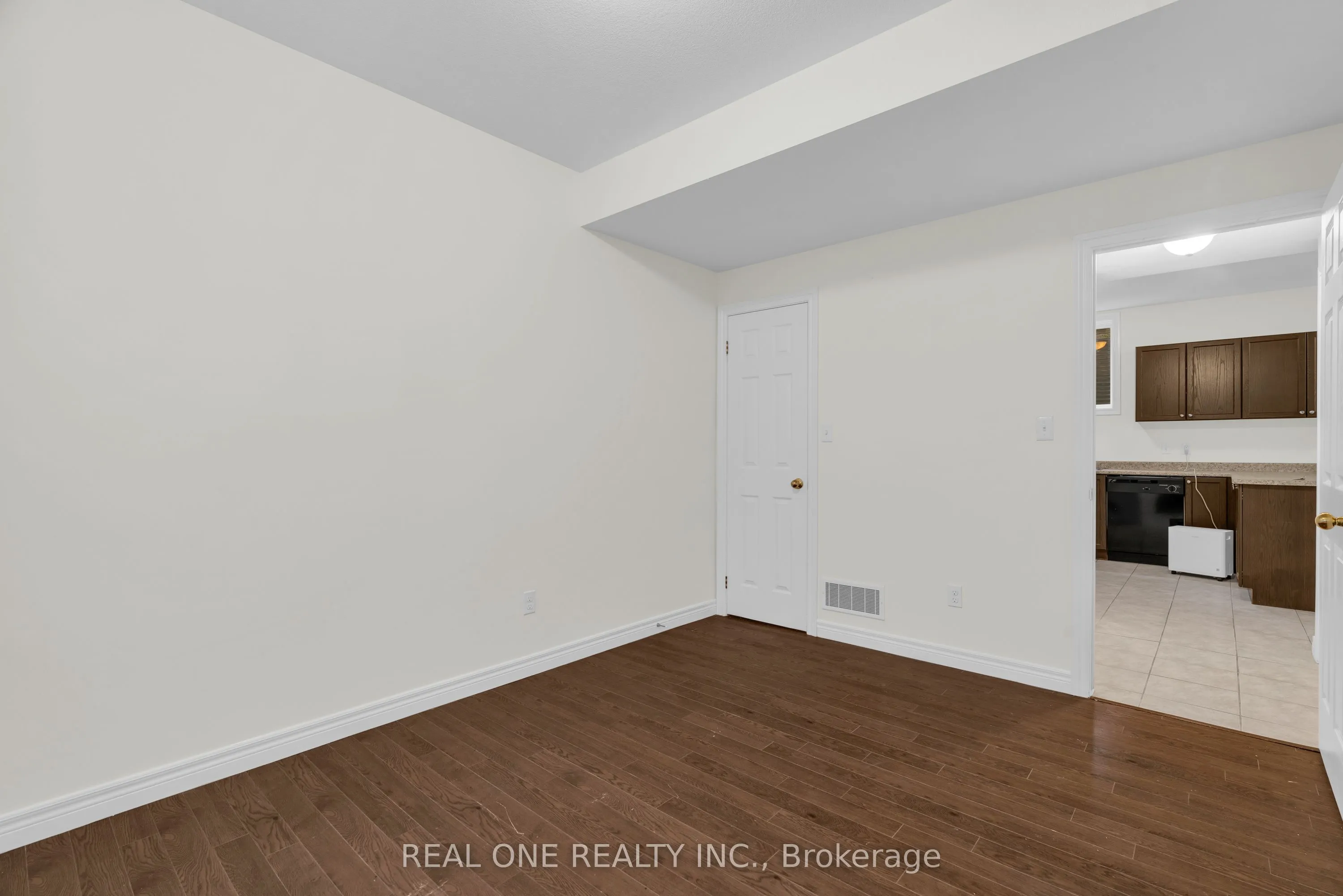 39 Deshane Street, #BSMT