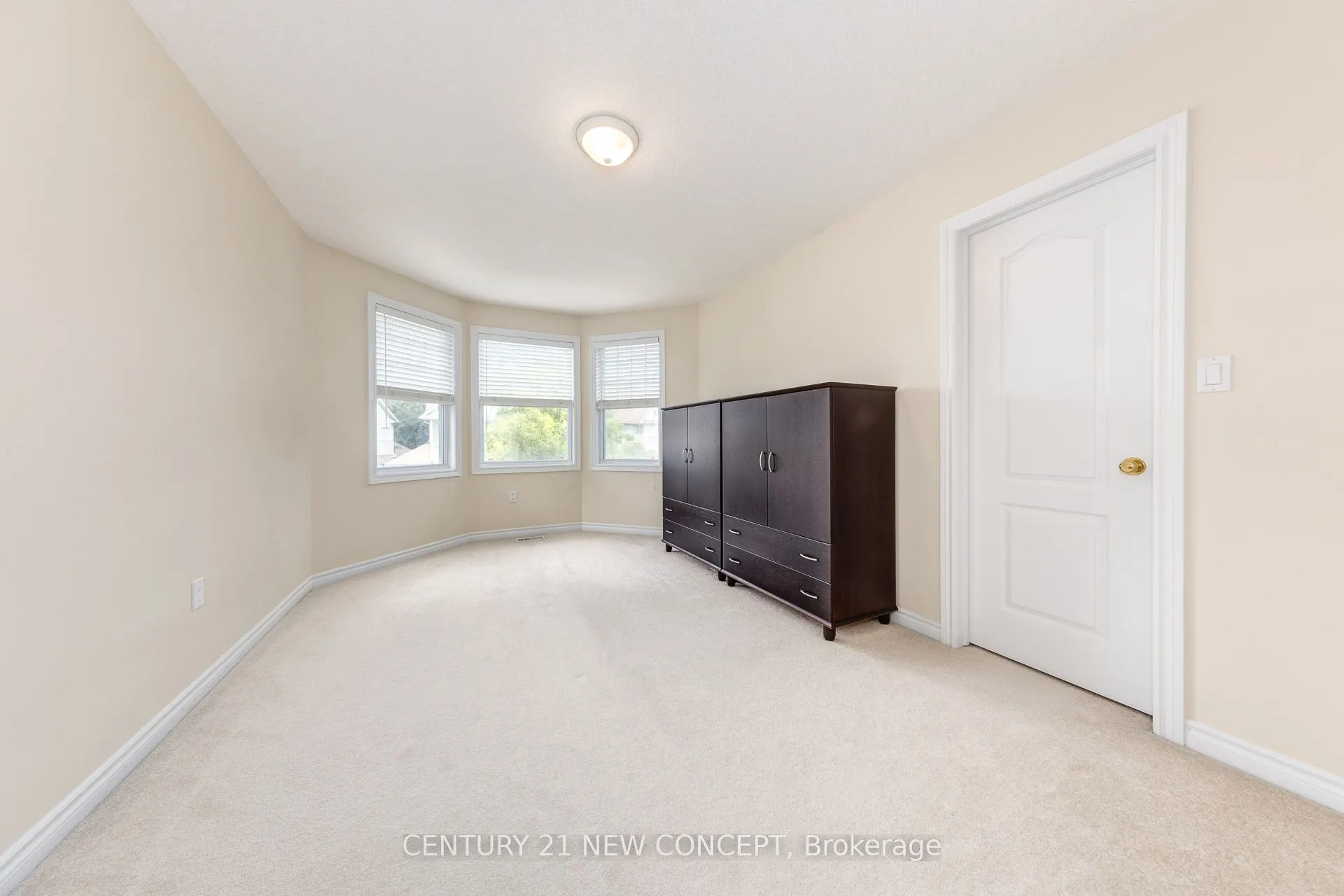 47 Coopershawk Street