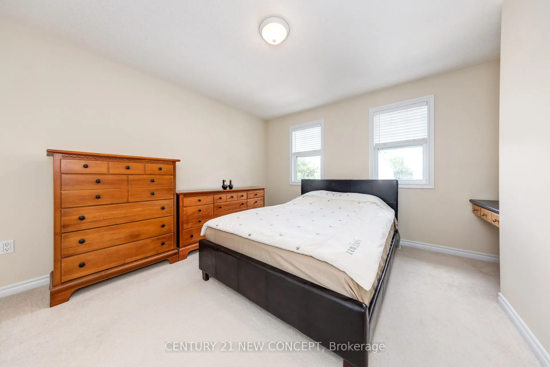 47 Coopershawk Street