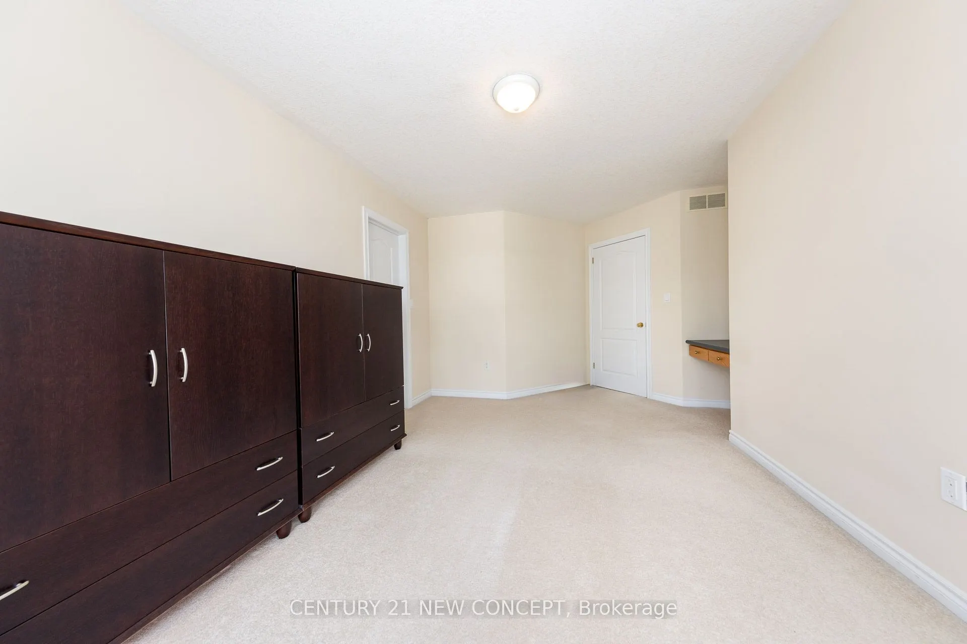 47 Coopershawk Street