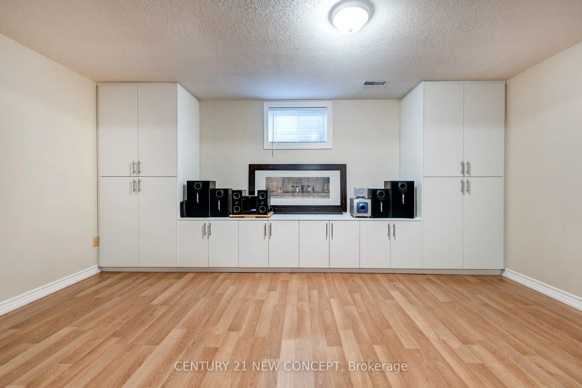 47 Coopershawk Street