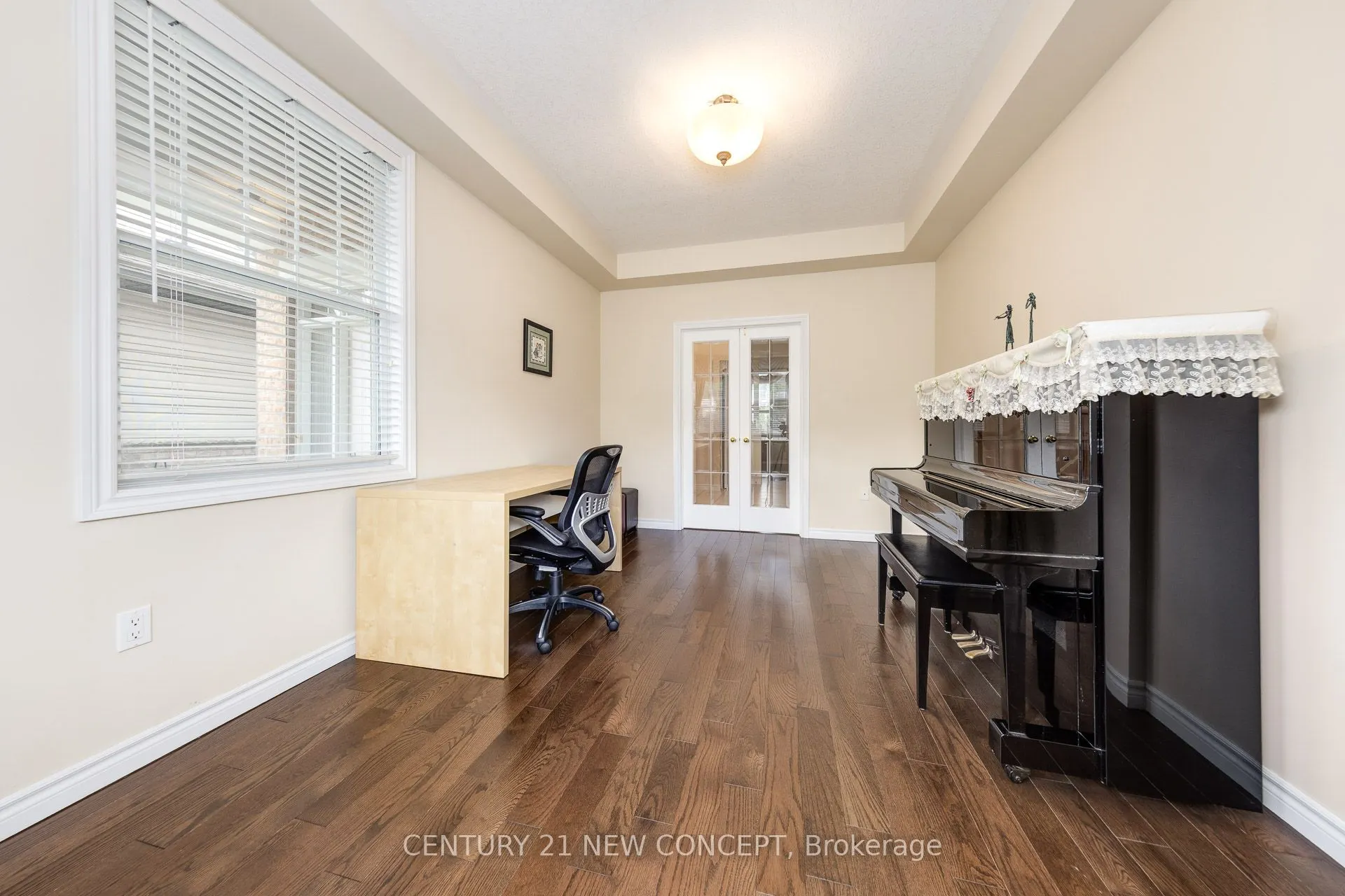 47 Coopershawk Street