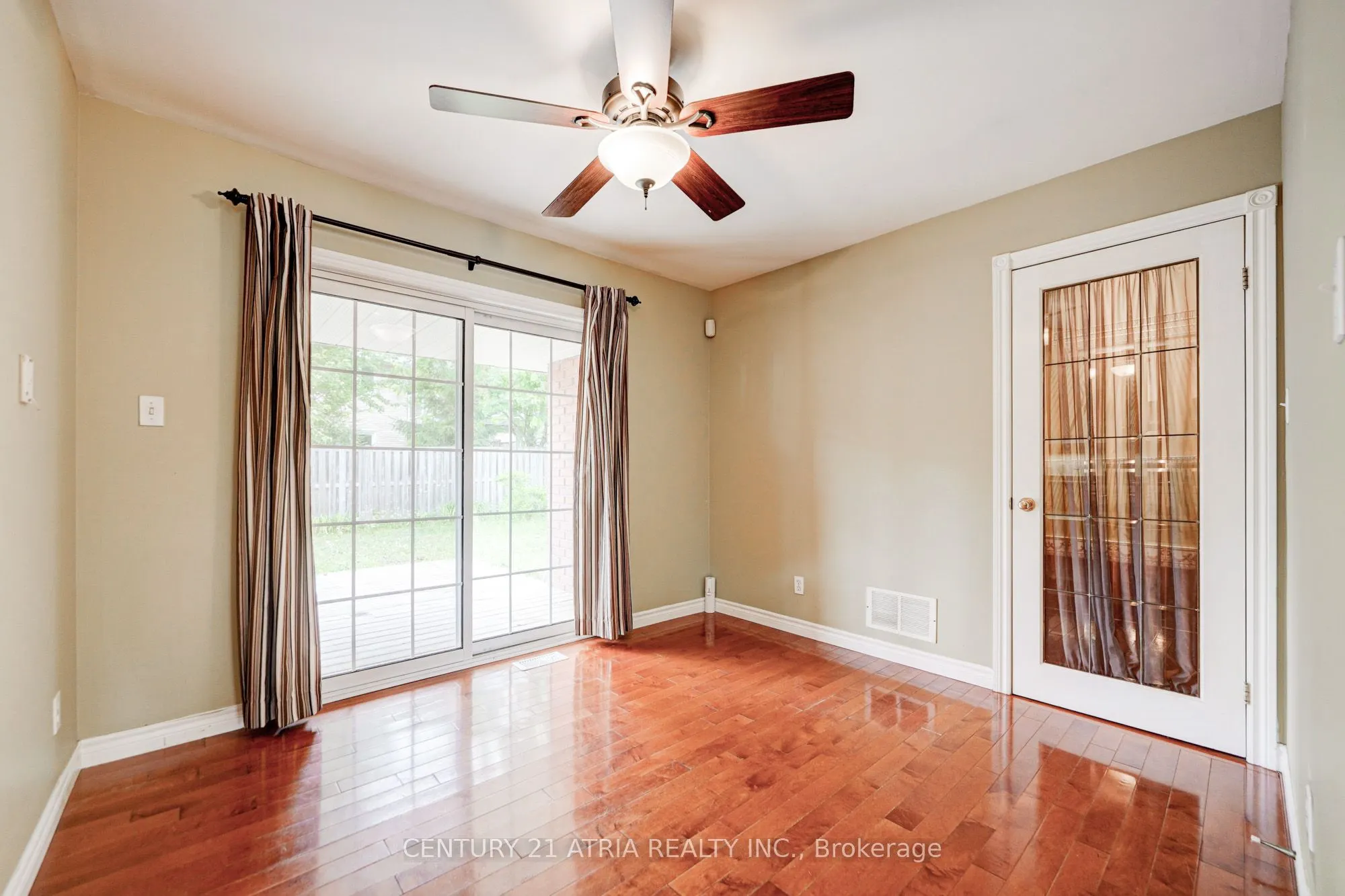 1654 Ravenwood Drive