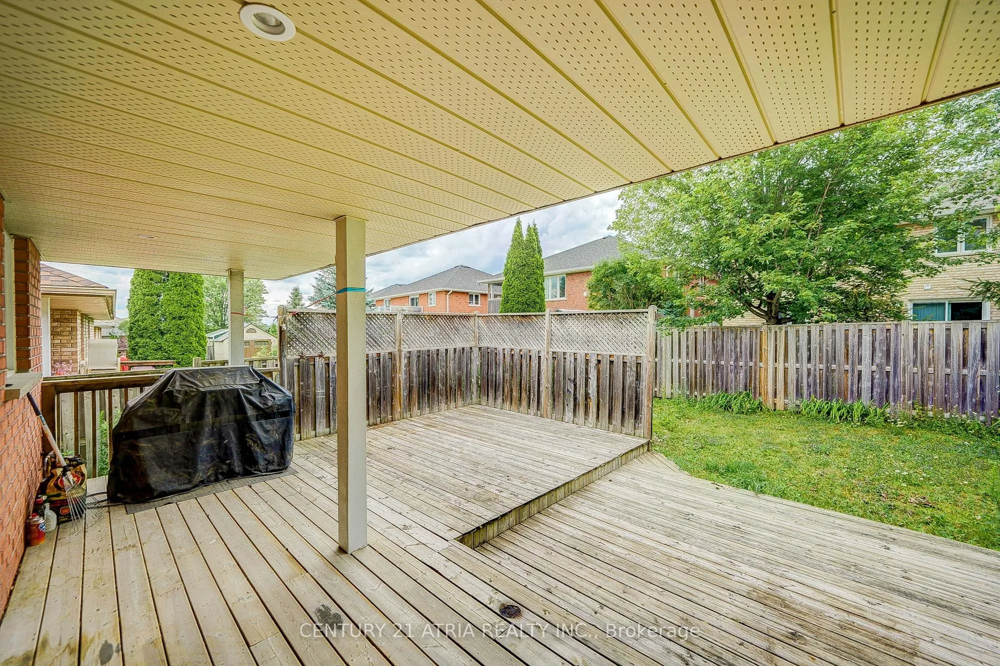 1654 Ravenwood Drive