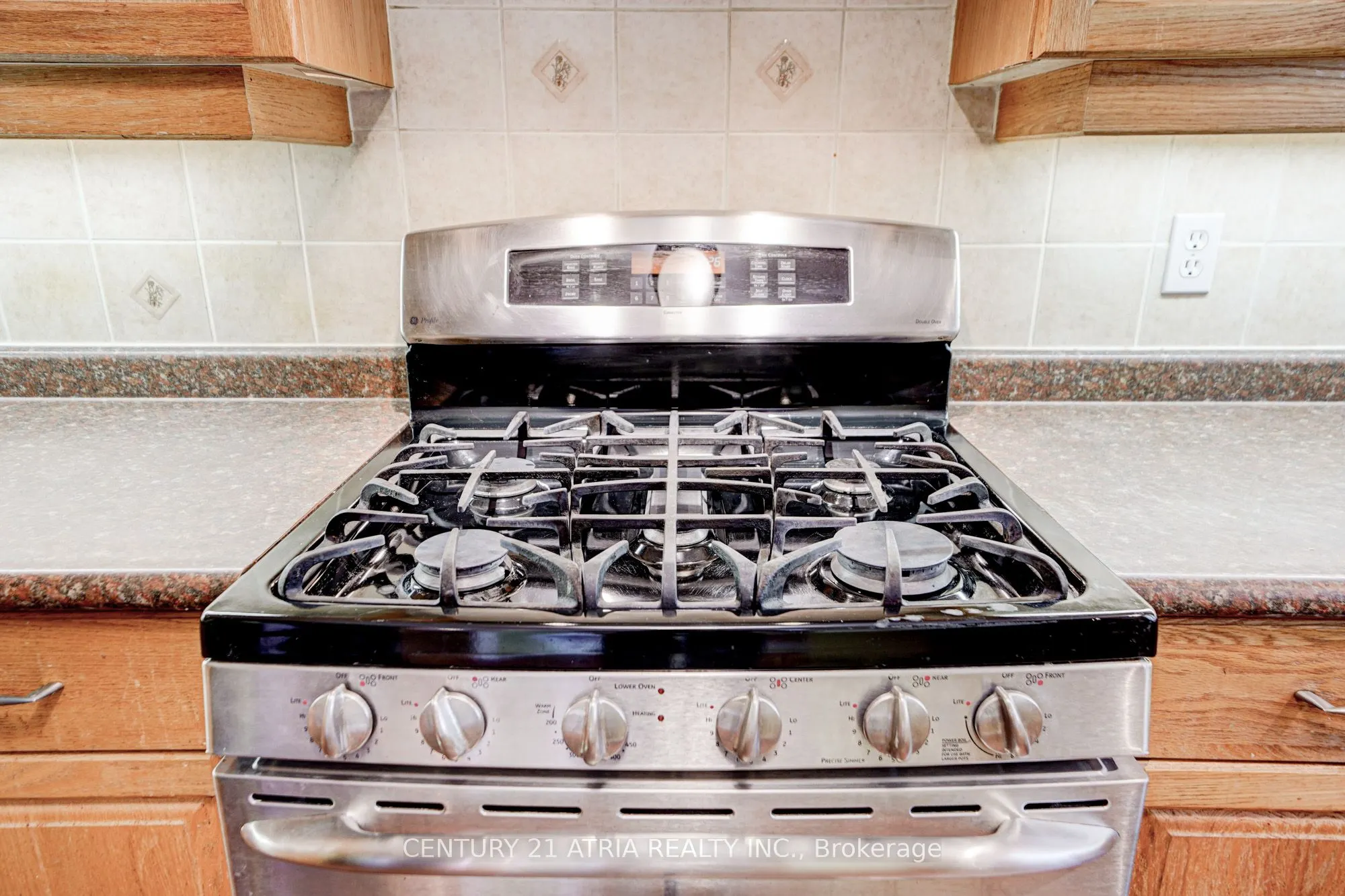 1654 Ravenwood Drive