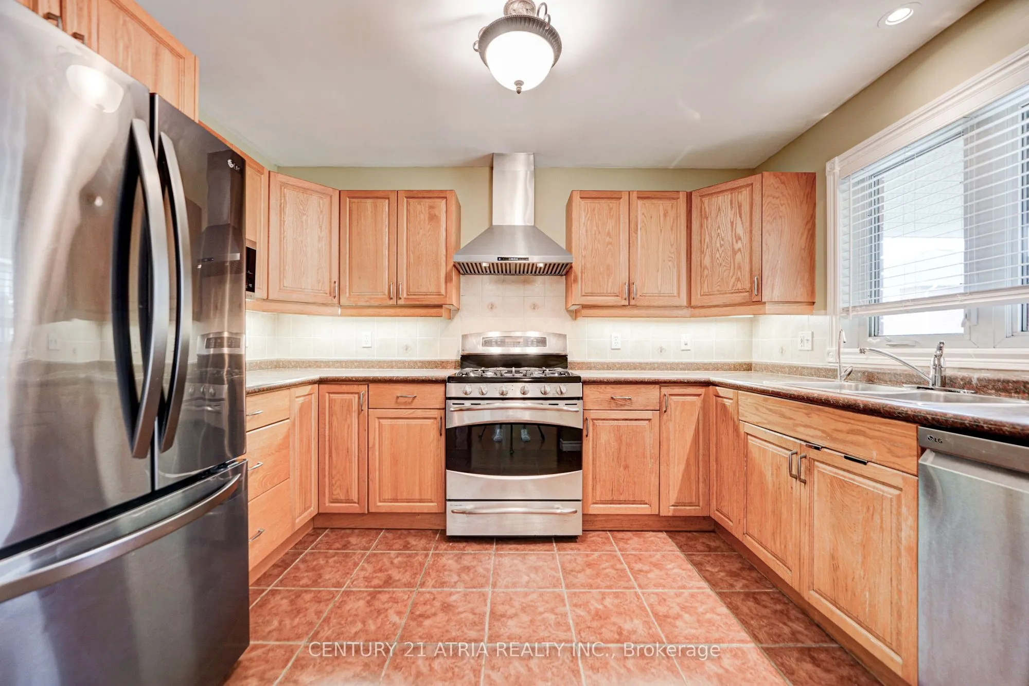 1654 Ravenwood Drive