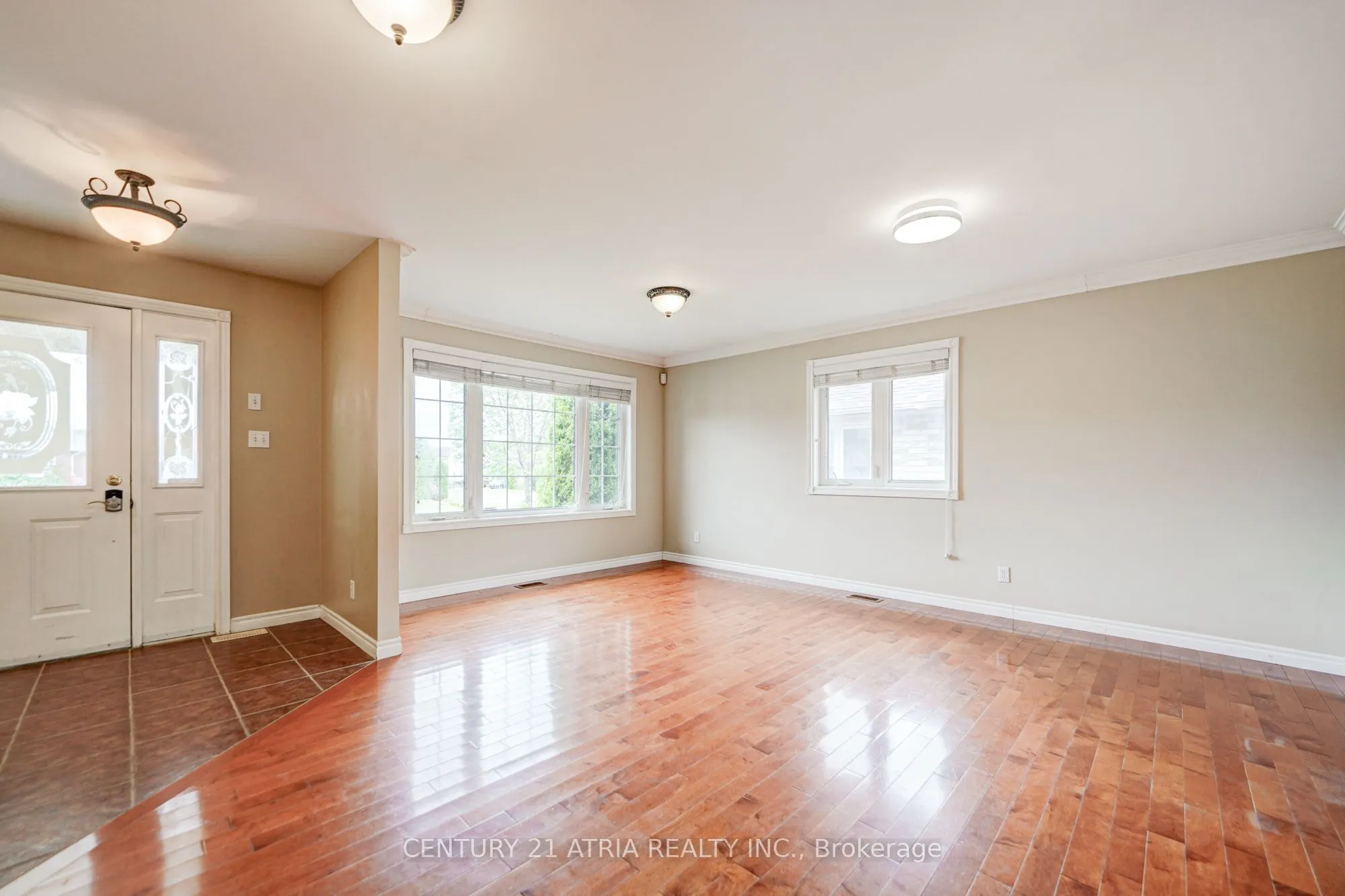 1654 Ravenwood Drive