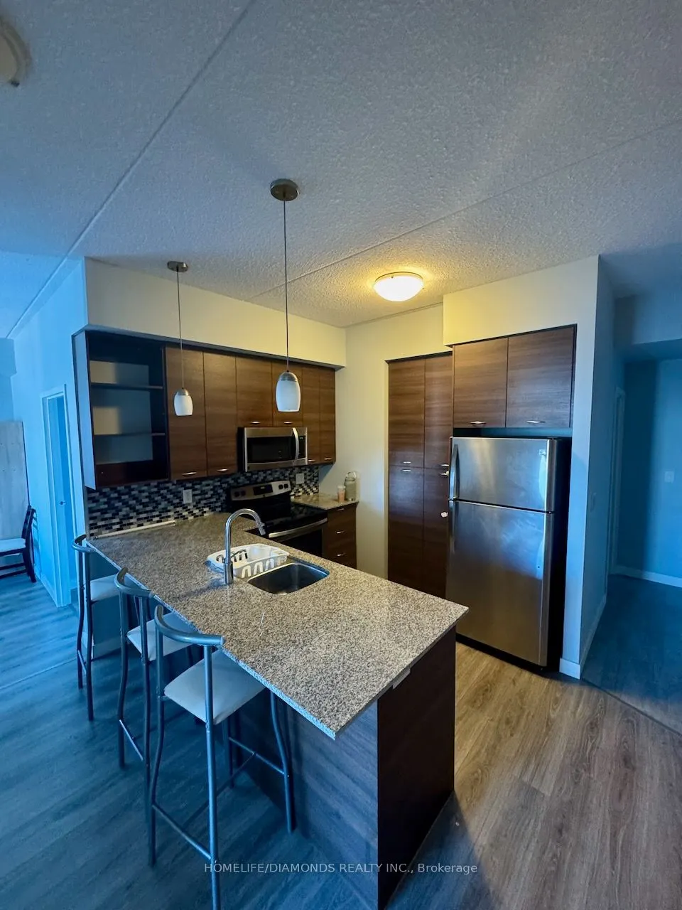 318 SPRUCE Street, #1705