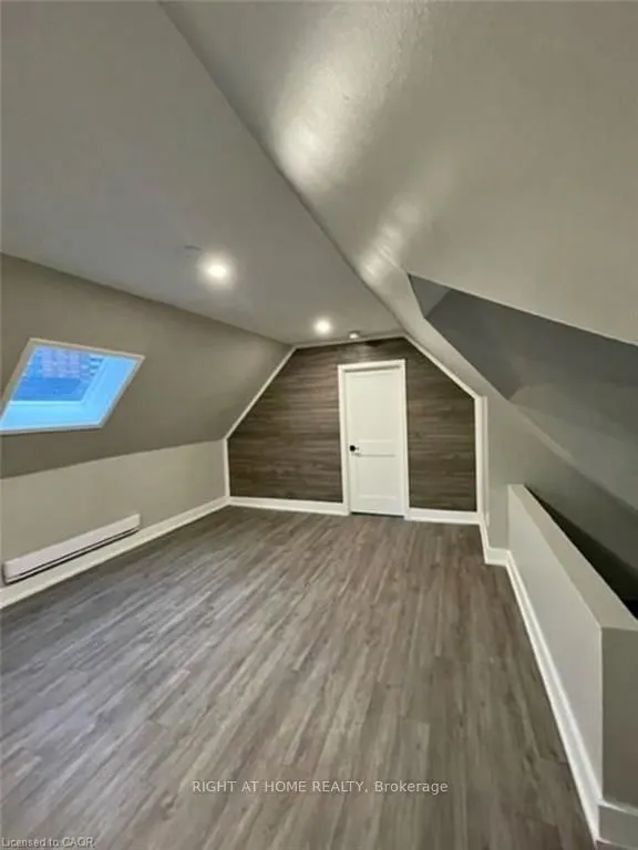 526 King Street E, #4