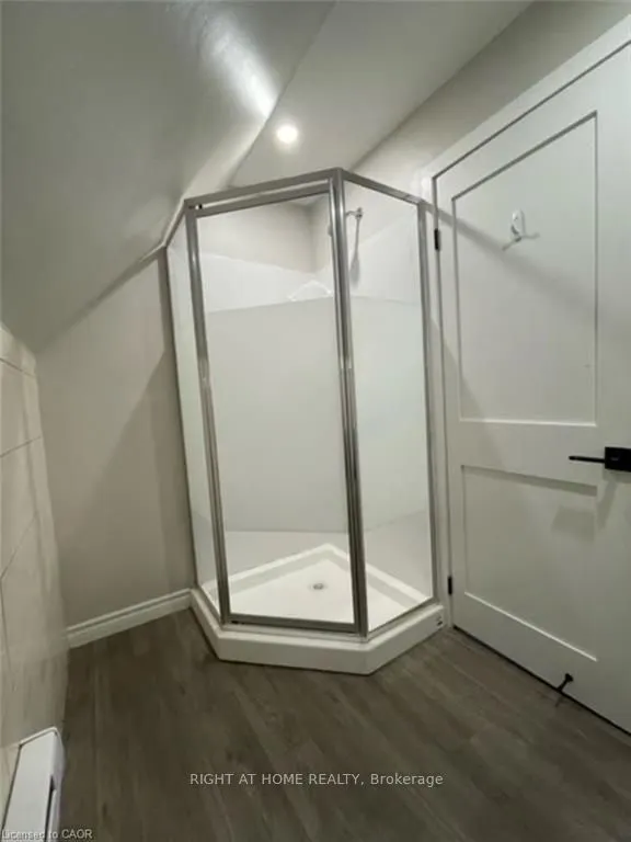 526 King Street E, #4