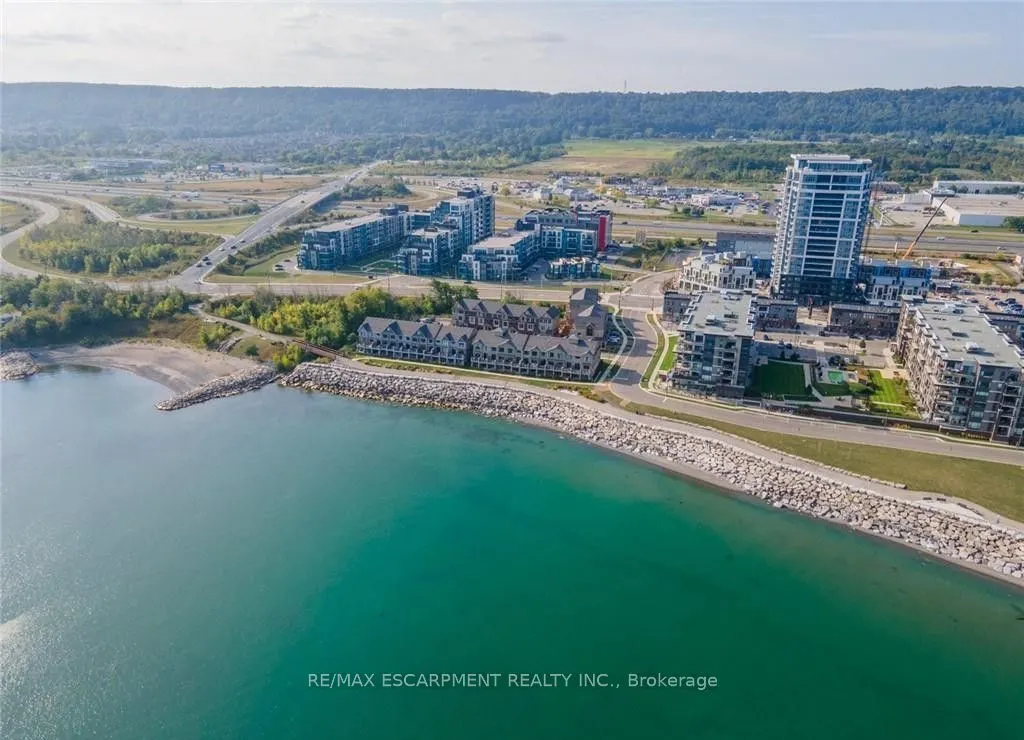 15 Pierre Trudeau Lane