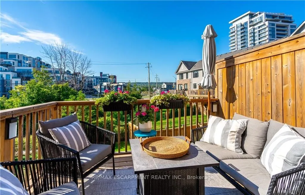 15 Pierre Trudeau Lane