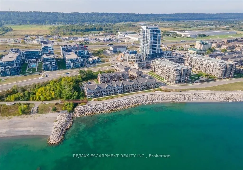 15 Pierre Trudeau Lane