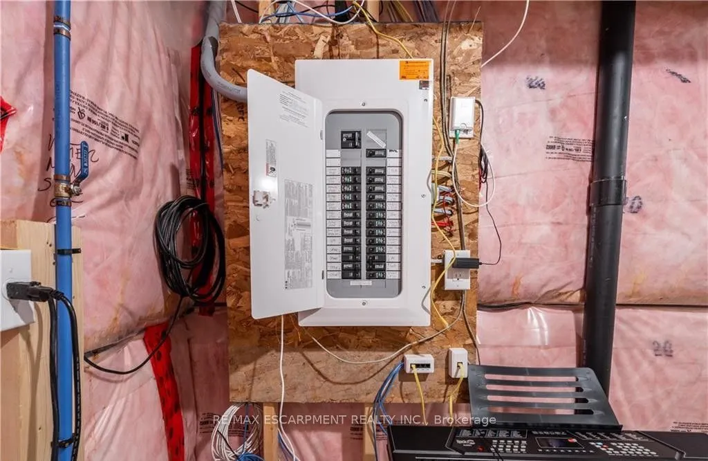 15 Pierre Trudeau Lane