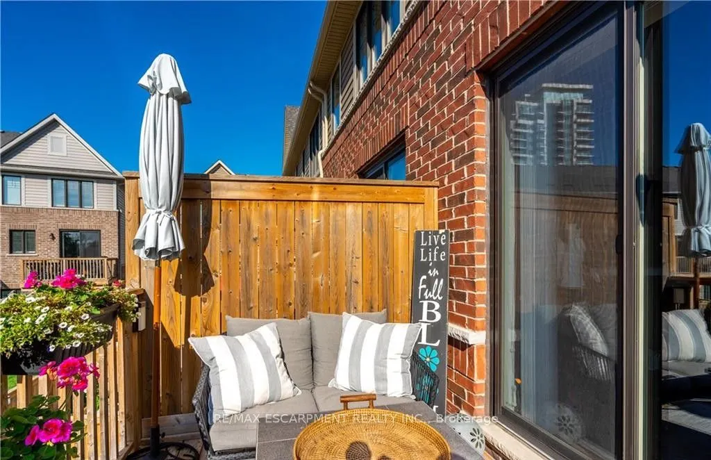 15 Pierre Trudeau Lane