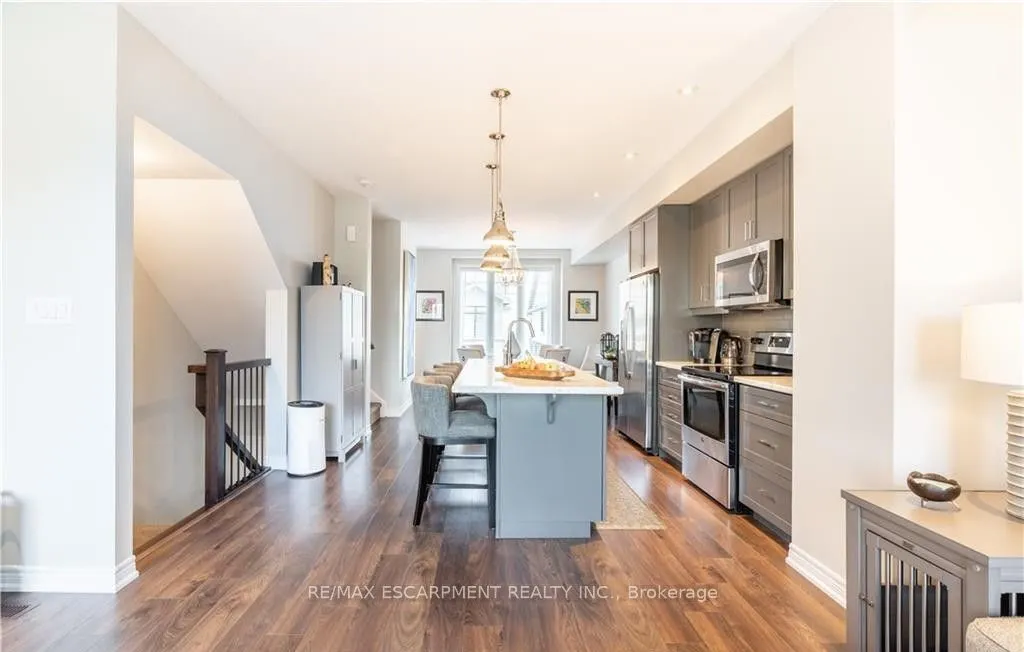 15 Pierre Trudeau Lane