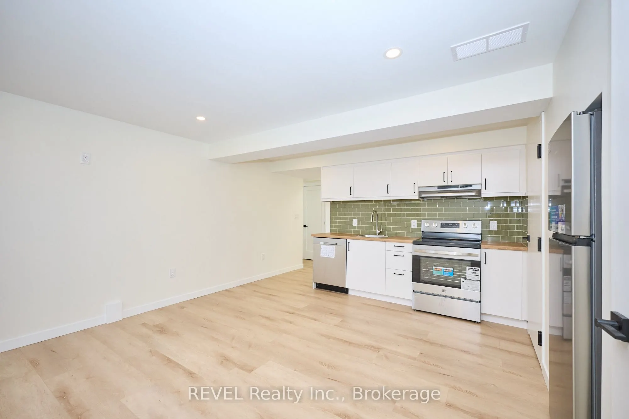 4652 Belfast Avenue, #Lower Unit