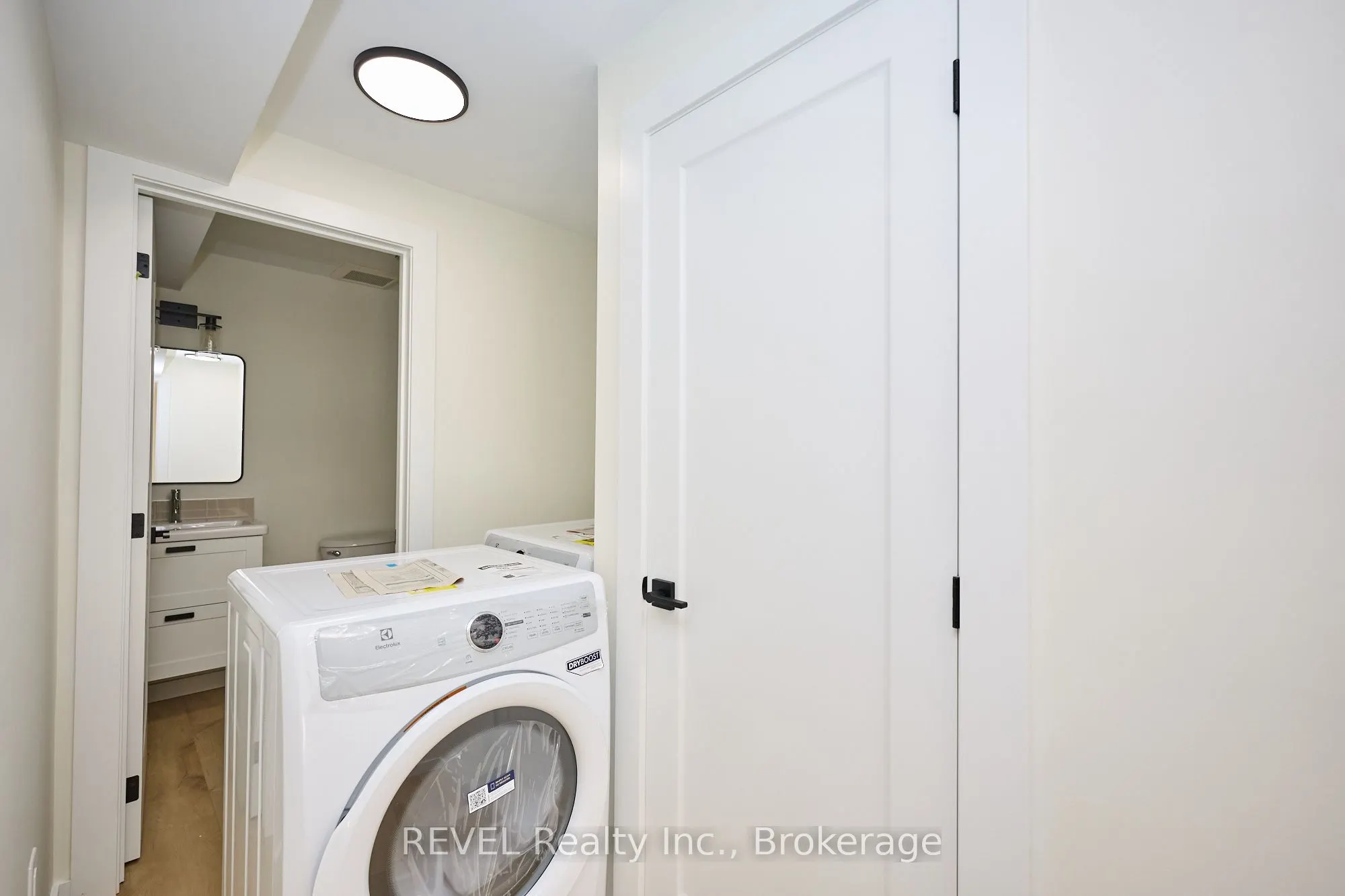 4652 Belfast Avenue, #Lower Unit