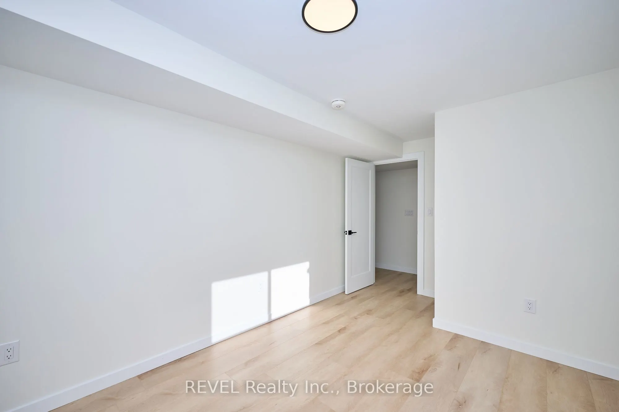 4652 Belfast Avenue, #Lower Unit