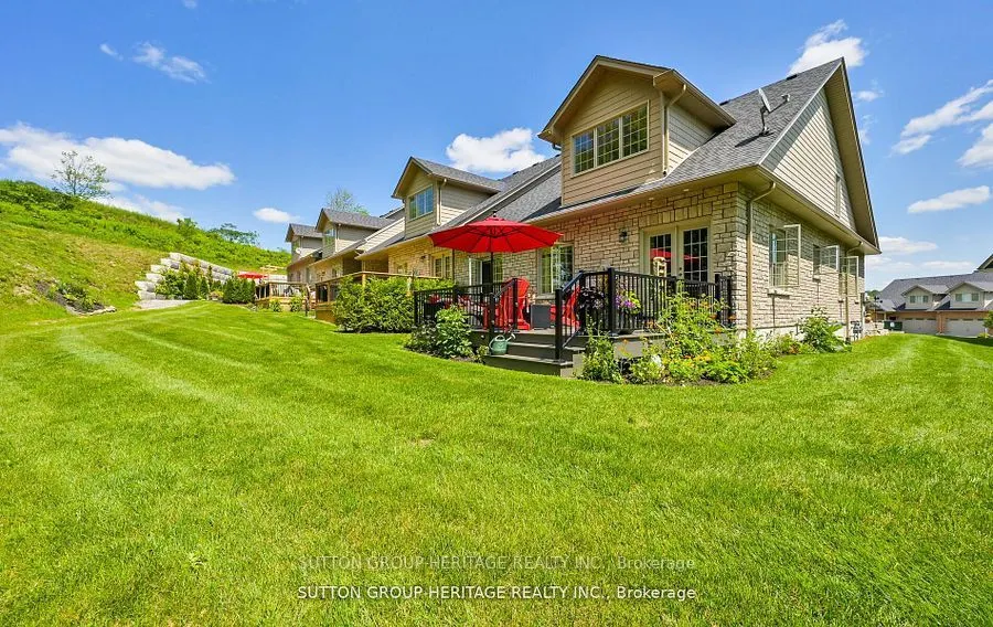 70 Percy Street, #26