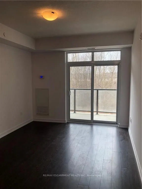 125 Shoreview Place, #219