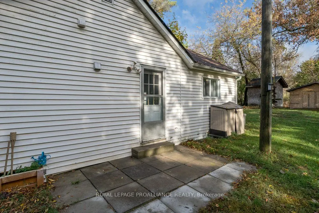 21901 Loyalist Parkway