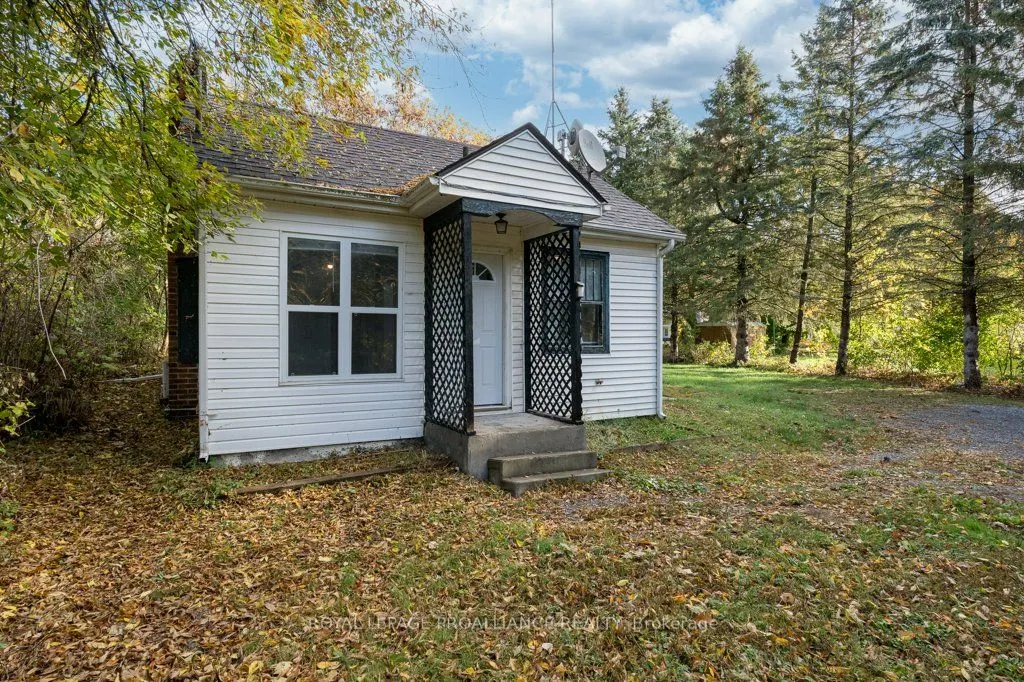 21901 Loyalist Parkway