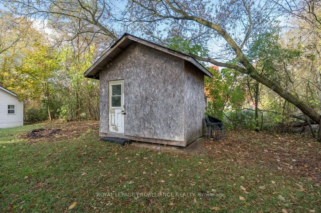 21901 Loyalist Parkway