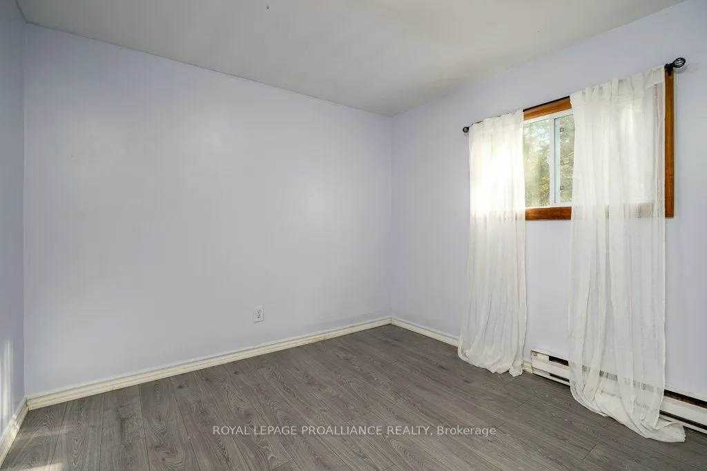 21901 Loyalist Parkway