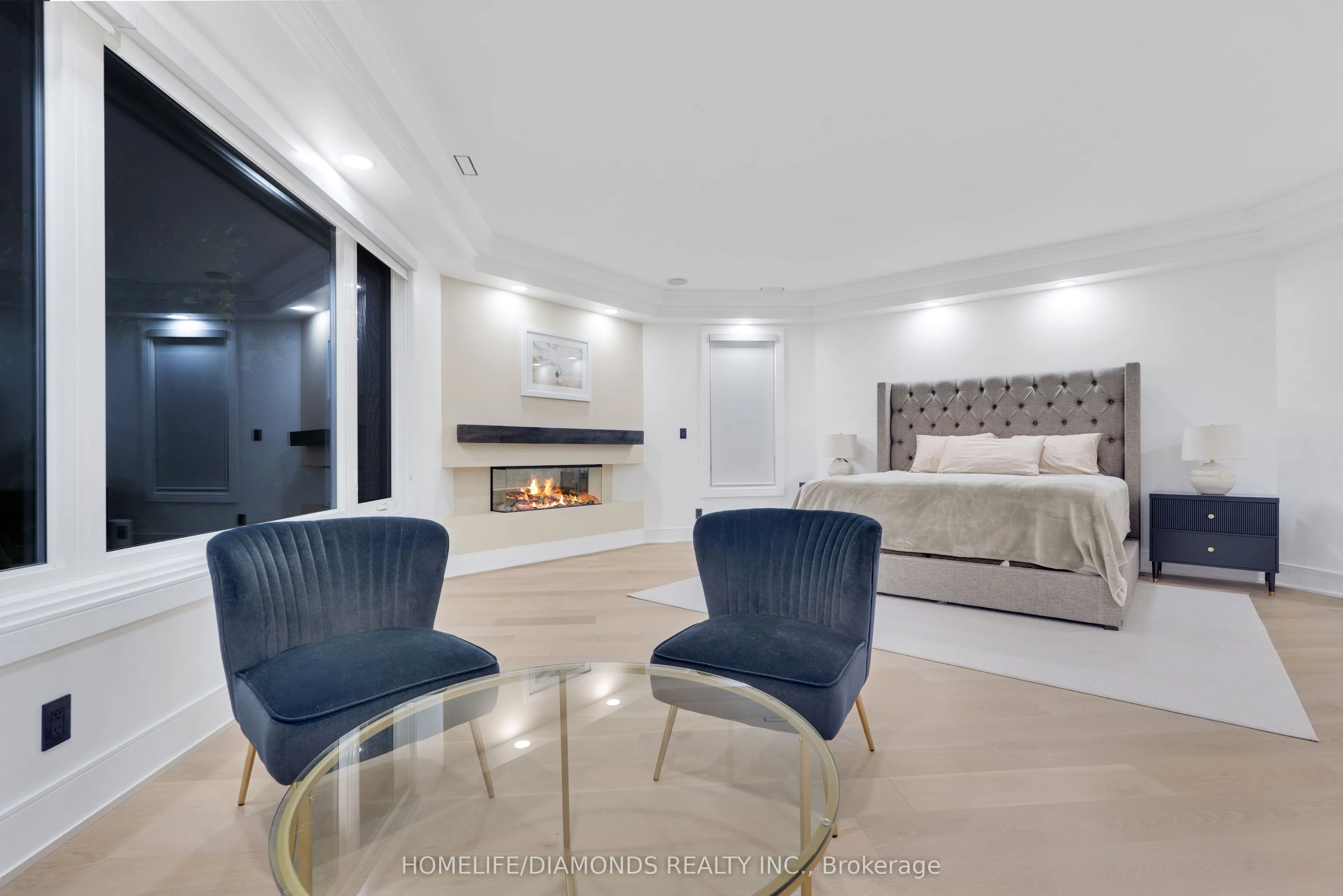 47 RIDGE POINT Drive