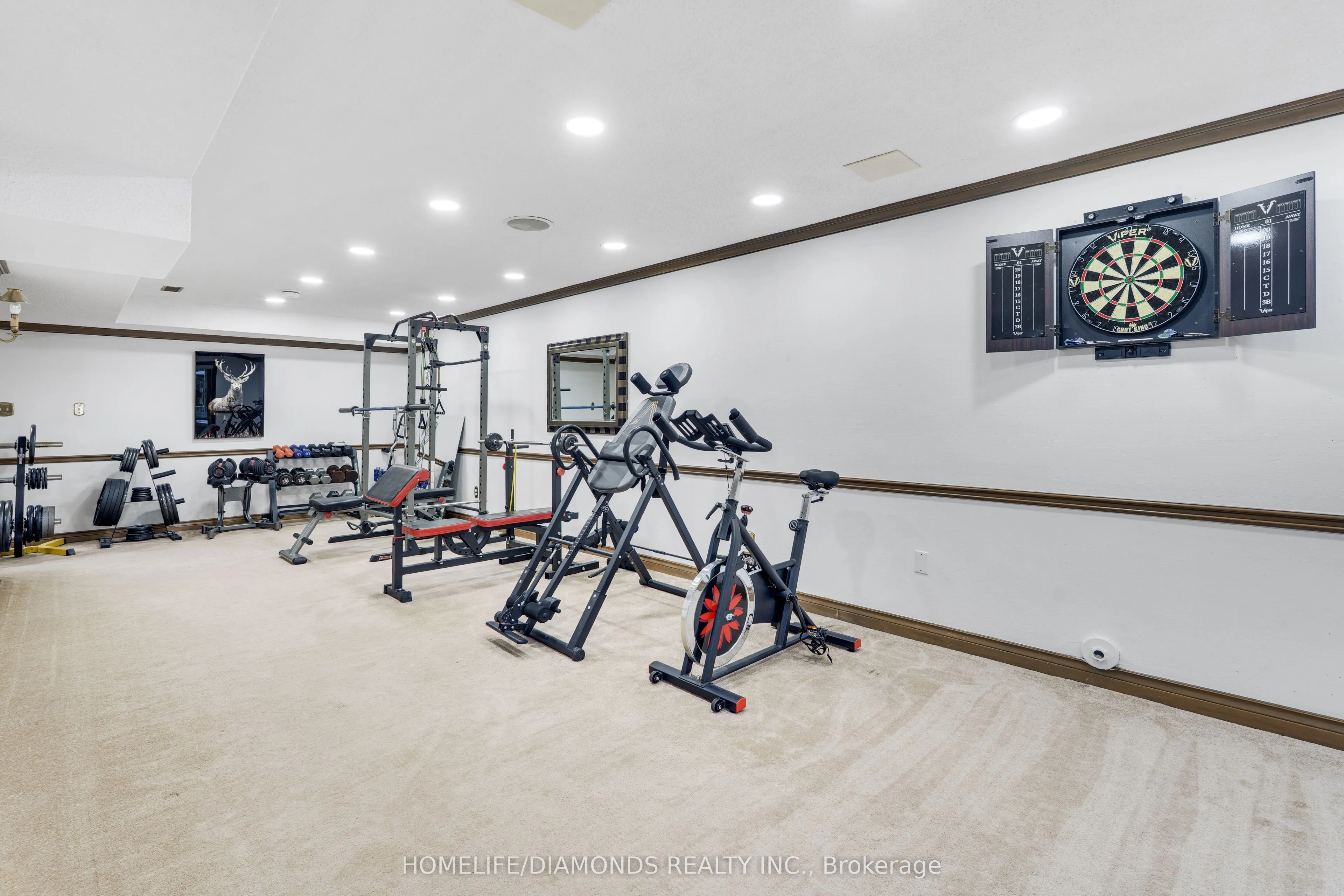 47 RIDGE POINT Drive