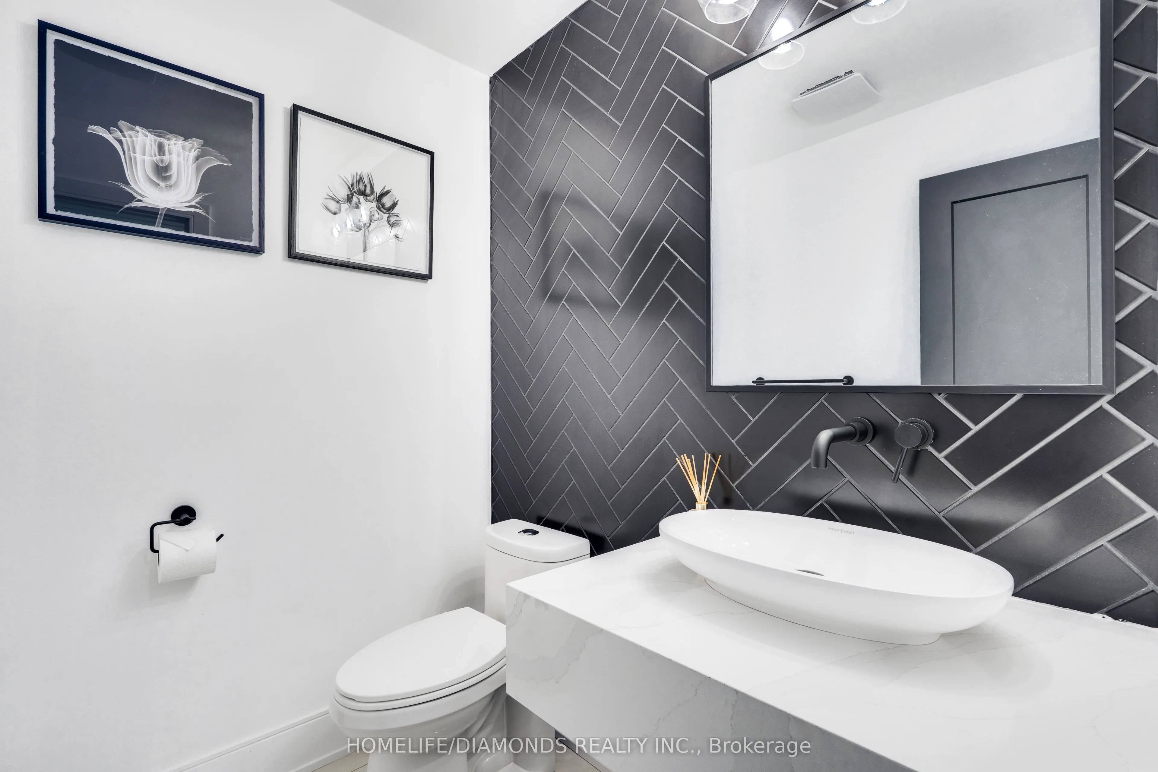 47 RIDGE POINT Drive