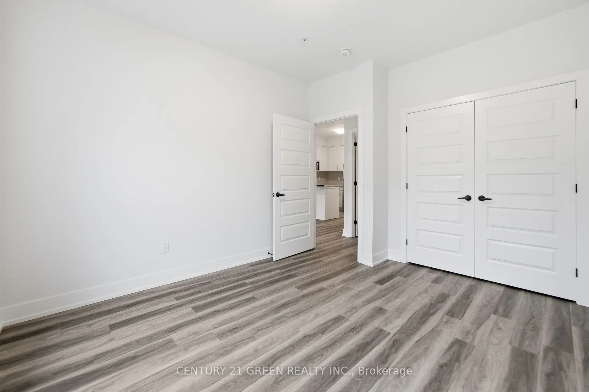 1100 Lackner Place, #111