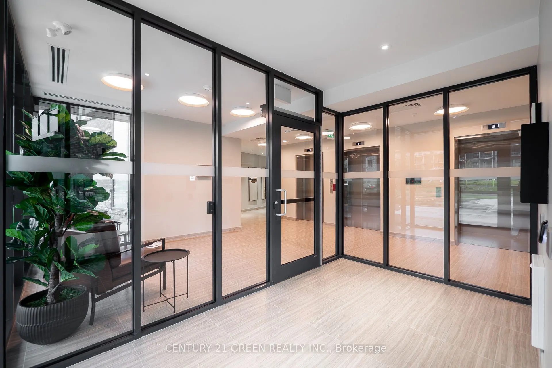 1100 Lackner Place, #111