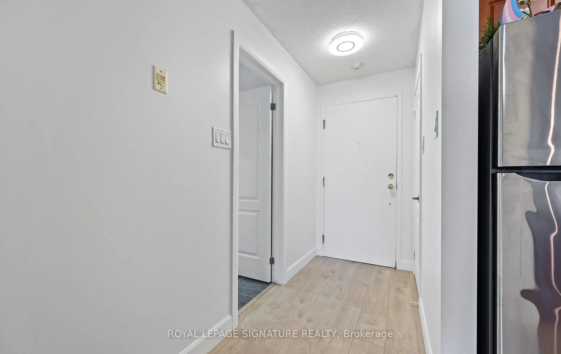 135 James Street S, #1105