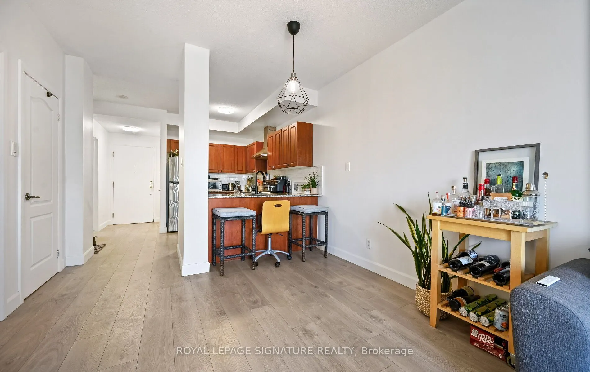 135 James Street S, #1105