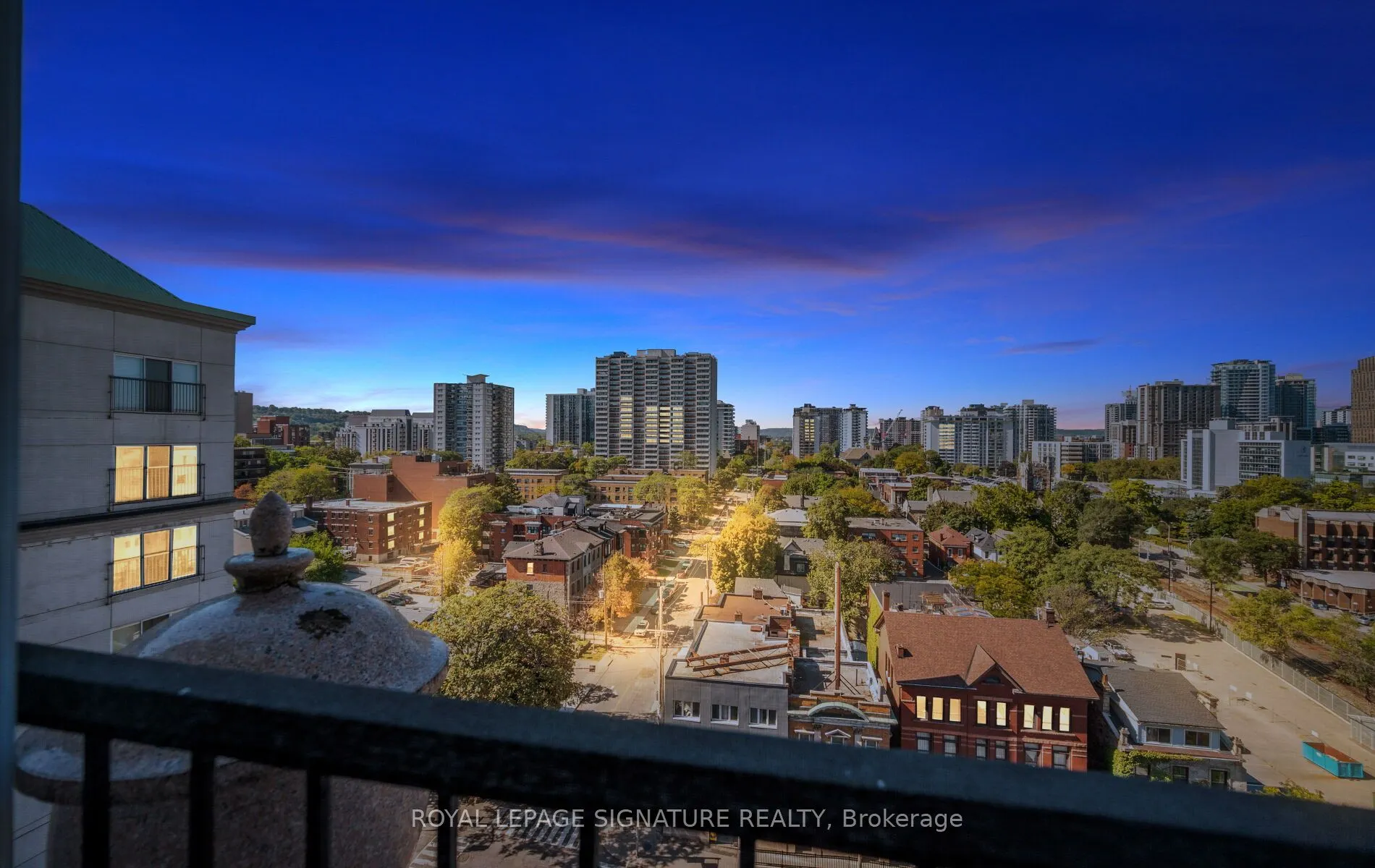 135 James Street S, #1105