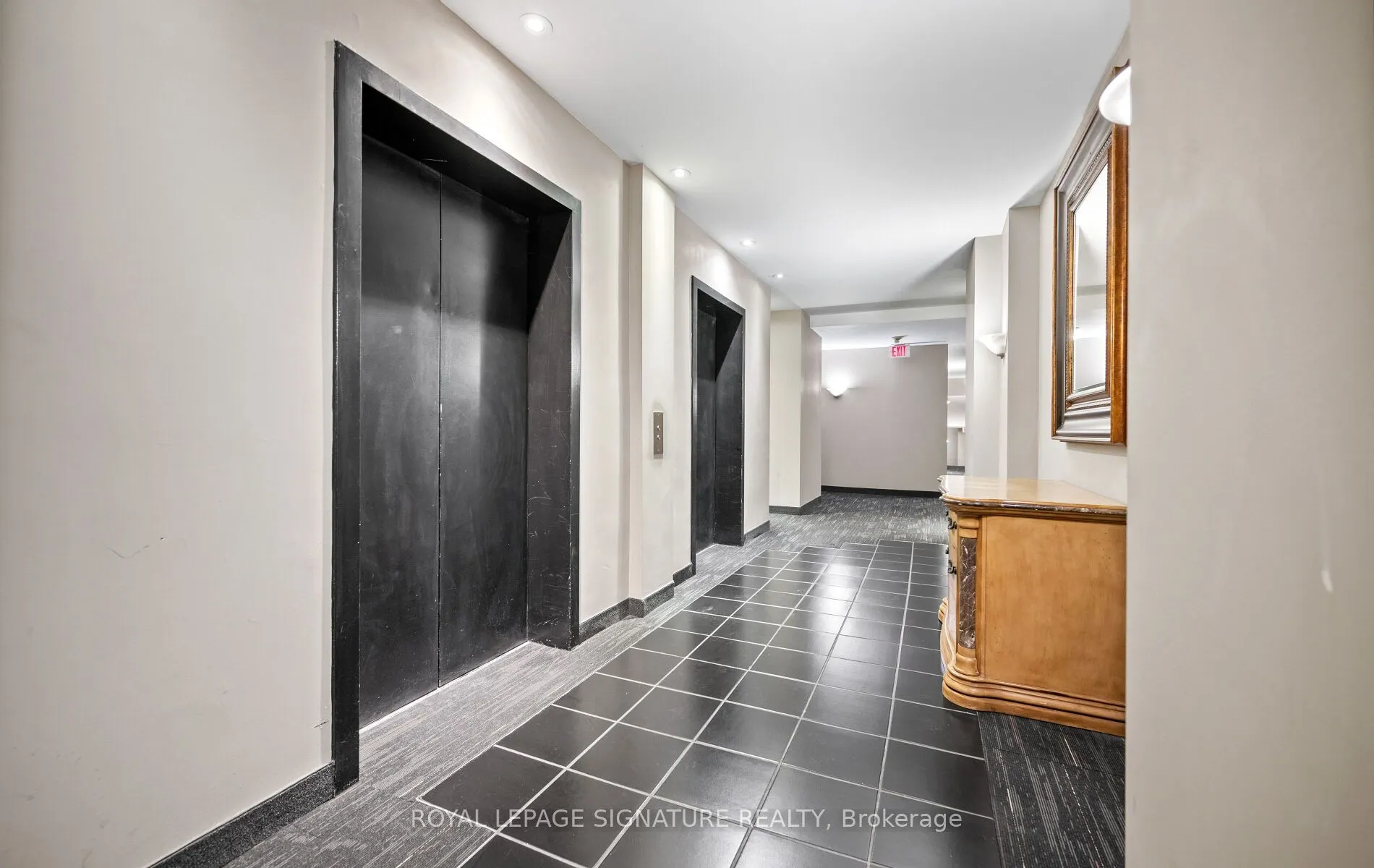 135 James Street S, #1105