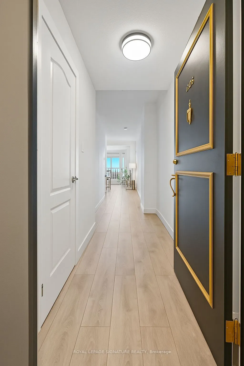 135 James Street S, #1105