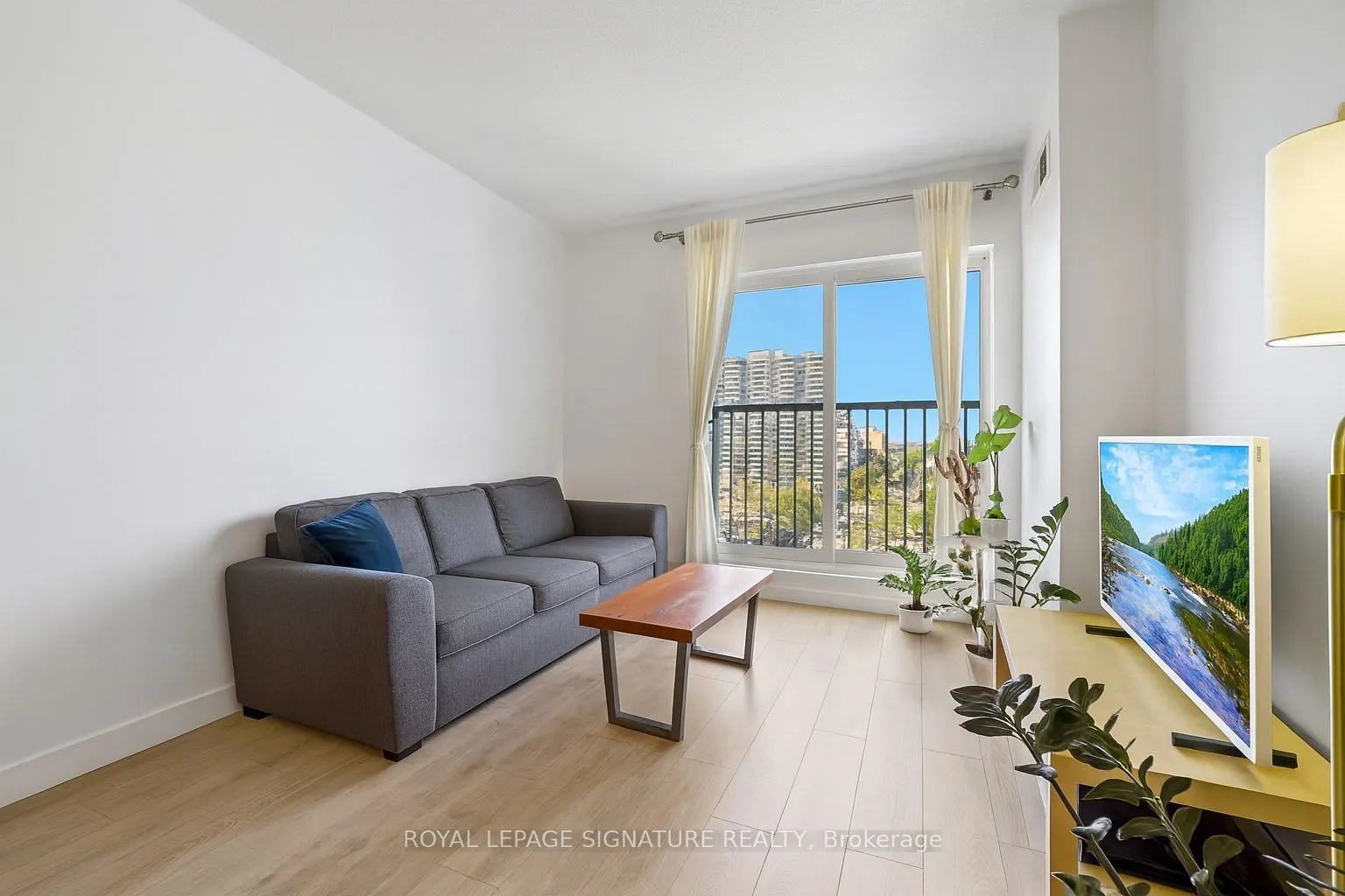 135 James Street S, #1105