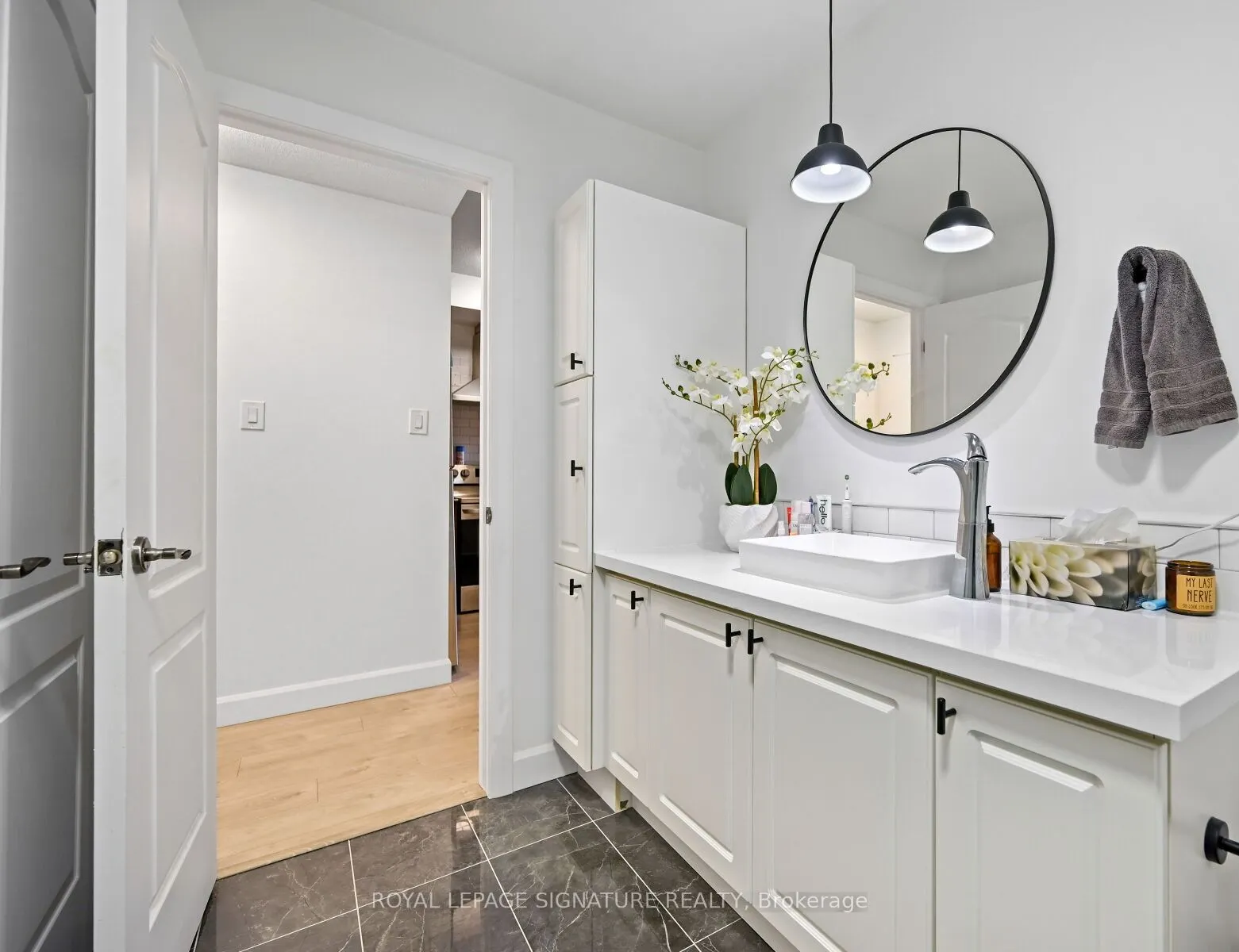 135 James Street S, #1105