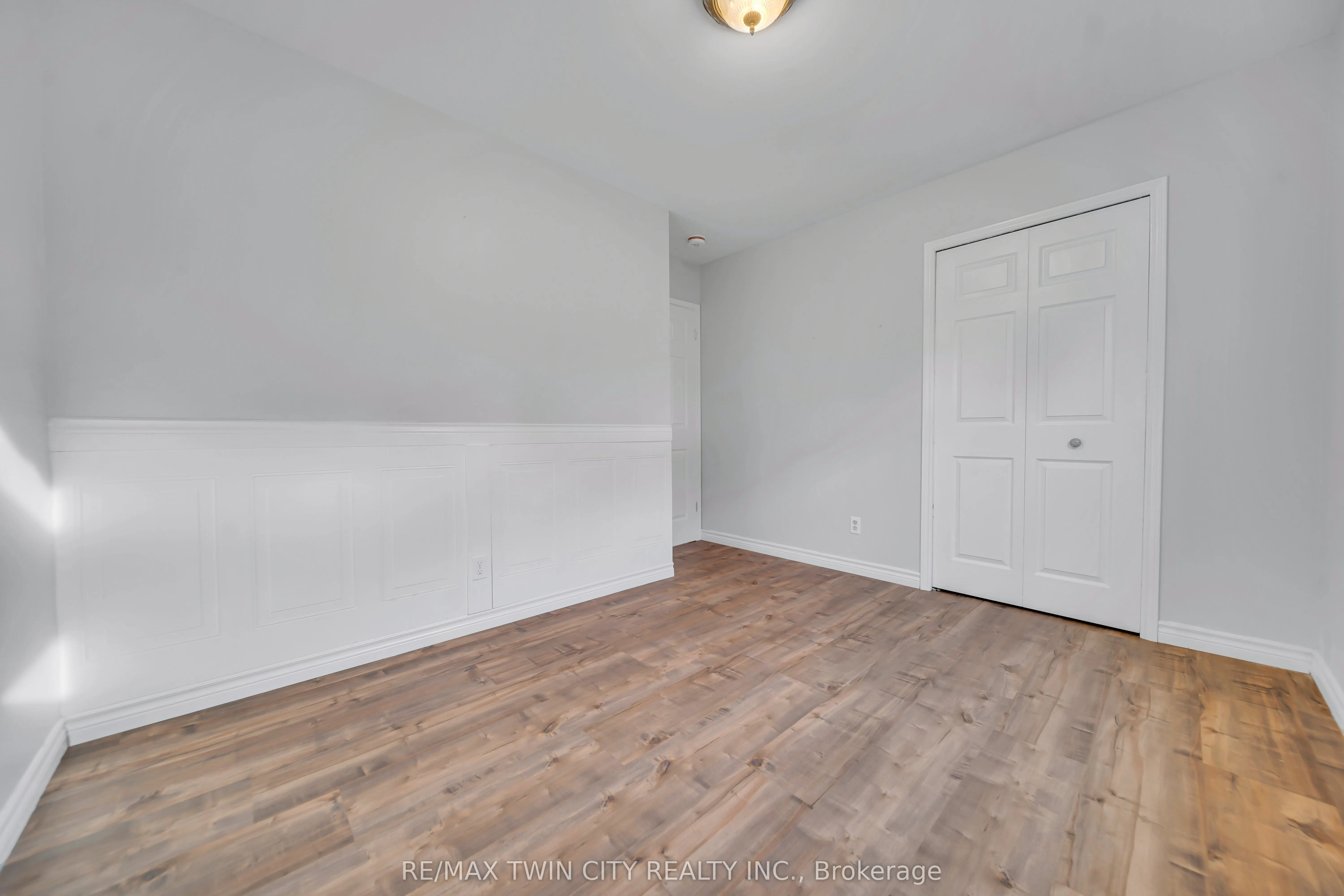 88 Glen Lake Crescent