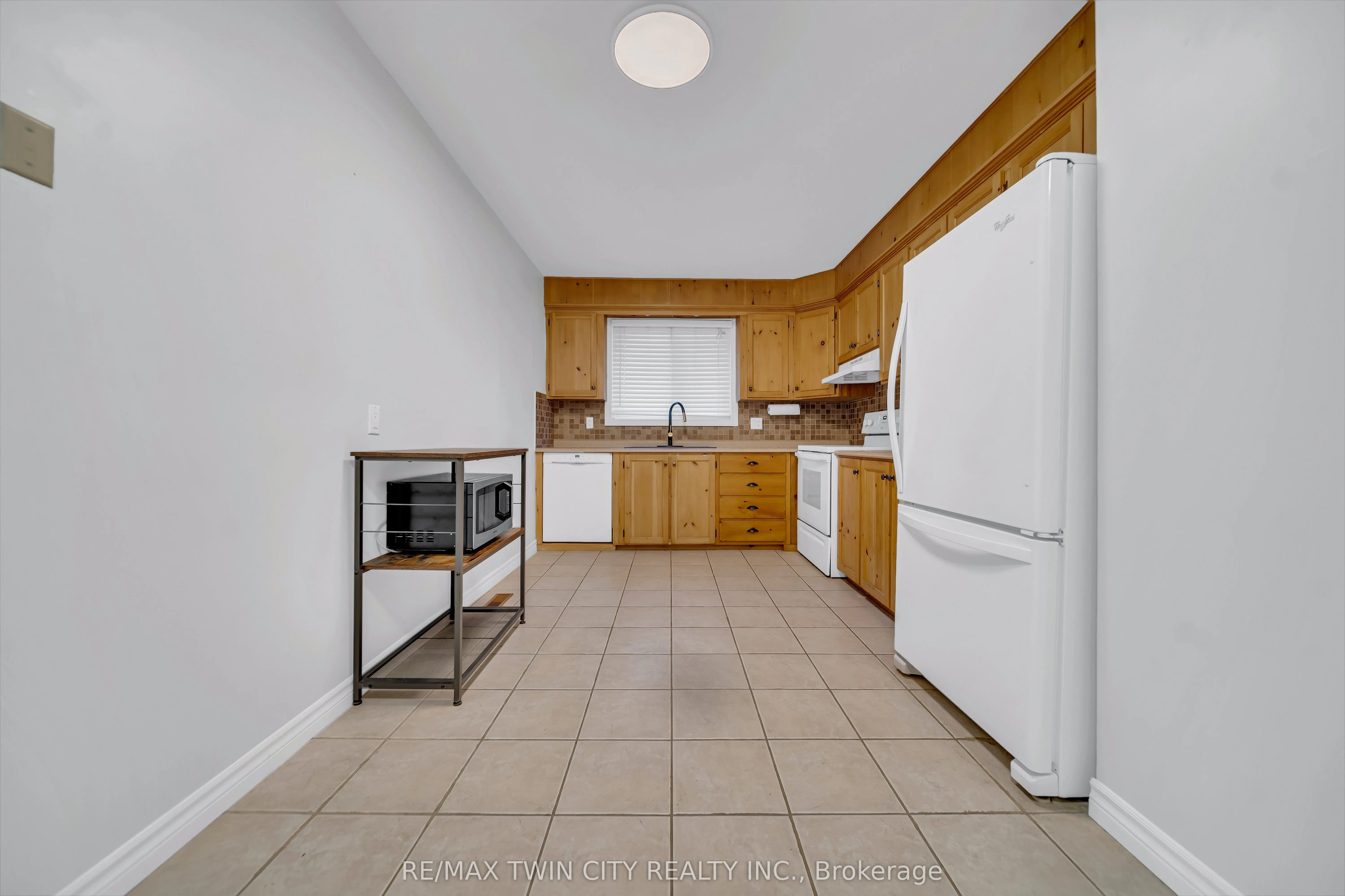 88 Glen Lake Crescent