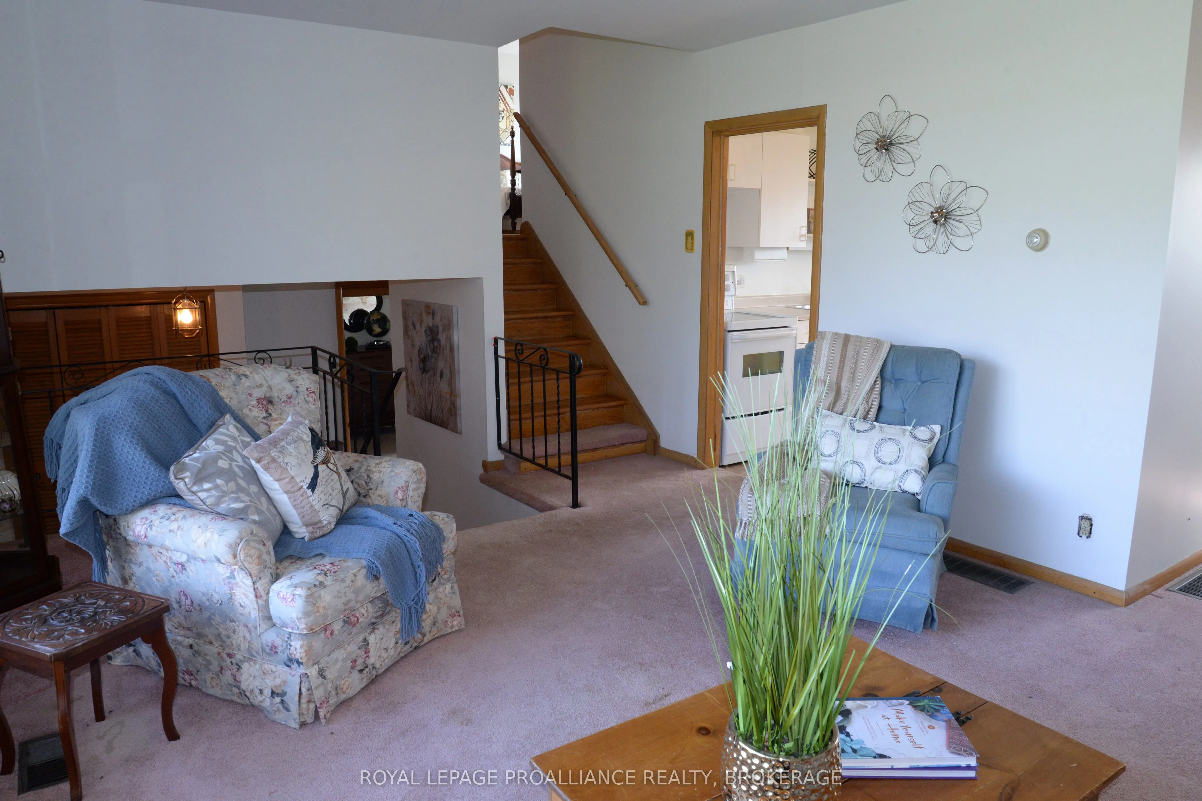 2229 Paul Boulevard N