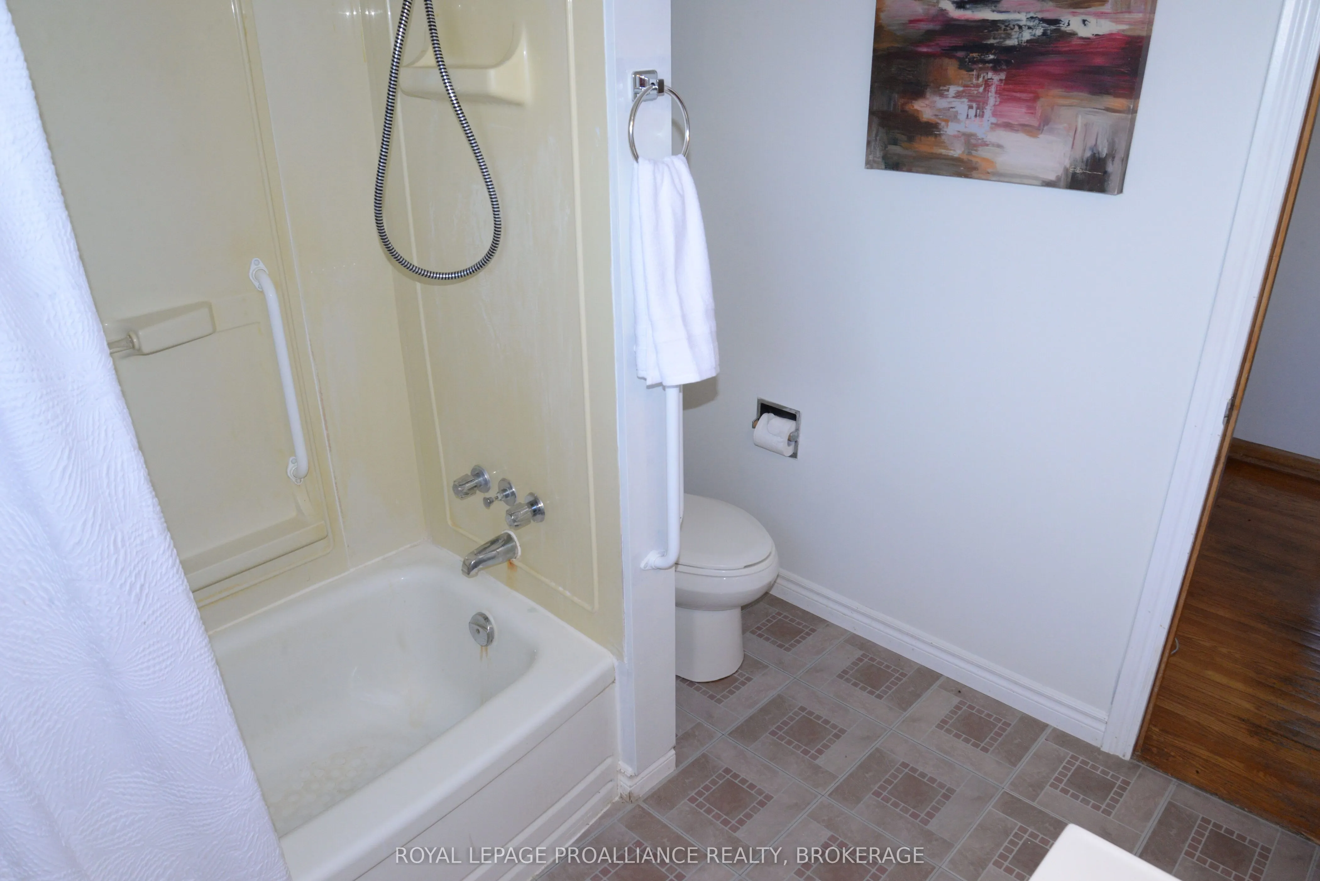 2229 Paul Boulevard N